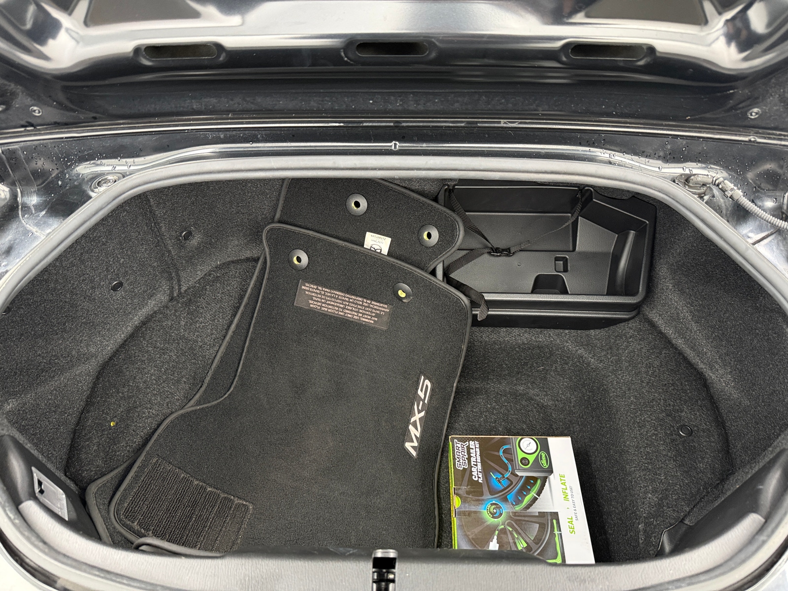 Thumbnail: 2017 Mazda MX-5 Miata - 5