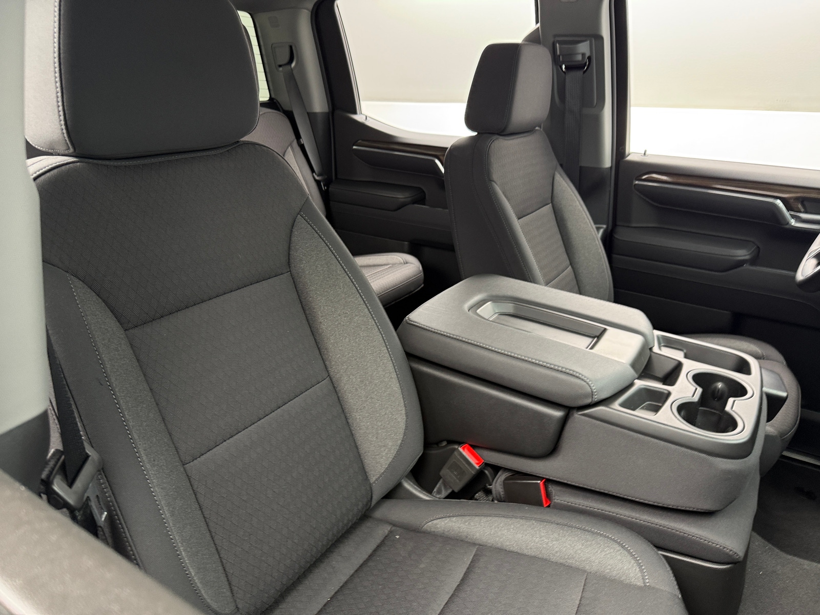 Thumbnail: 2024 Chevrolet Silverado 1500 - 2