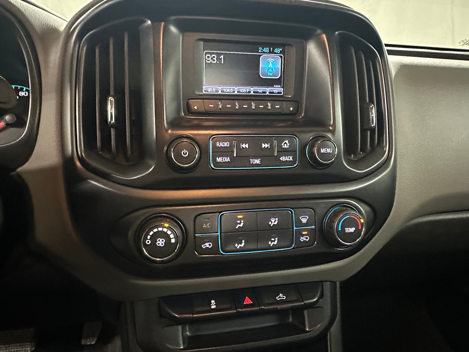 Thumbnail: 2016 Chevrolet Colorado - 4