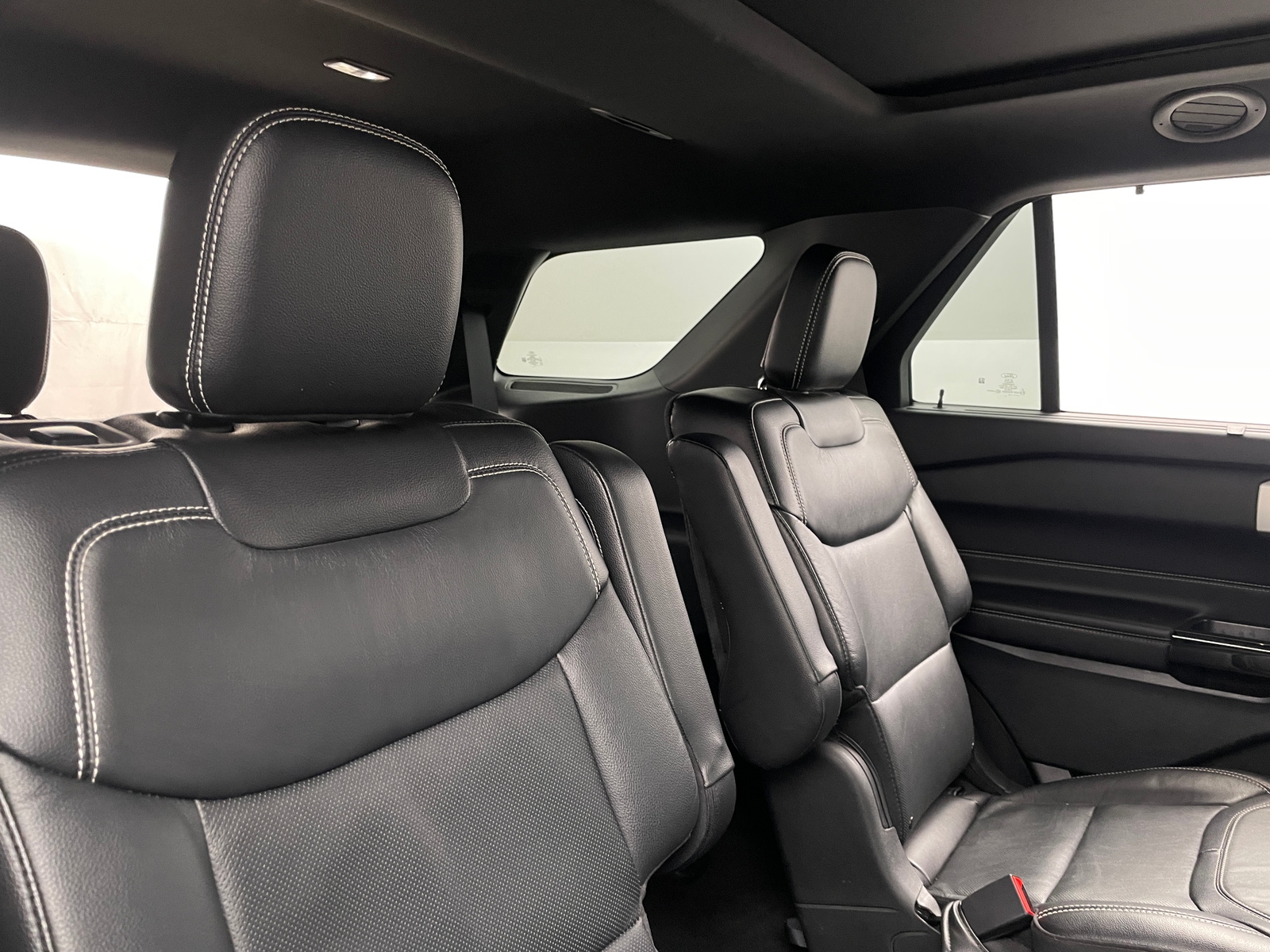 Thumbnail: 2021 Ford Explorer - 5