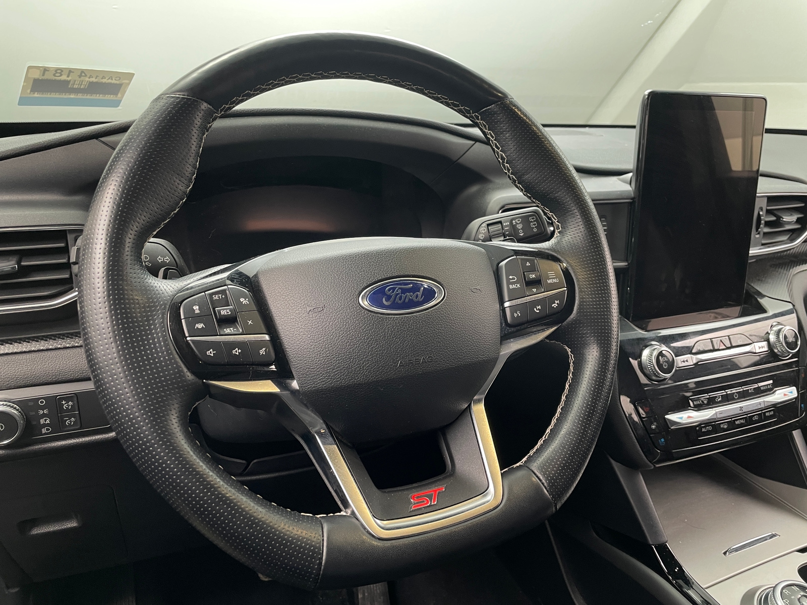 Thumbnail: 2021 Ford Explorer - 4