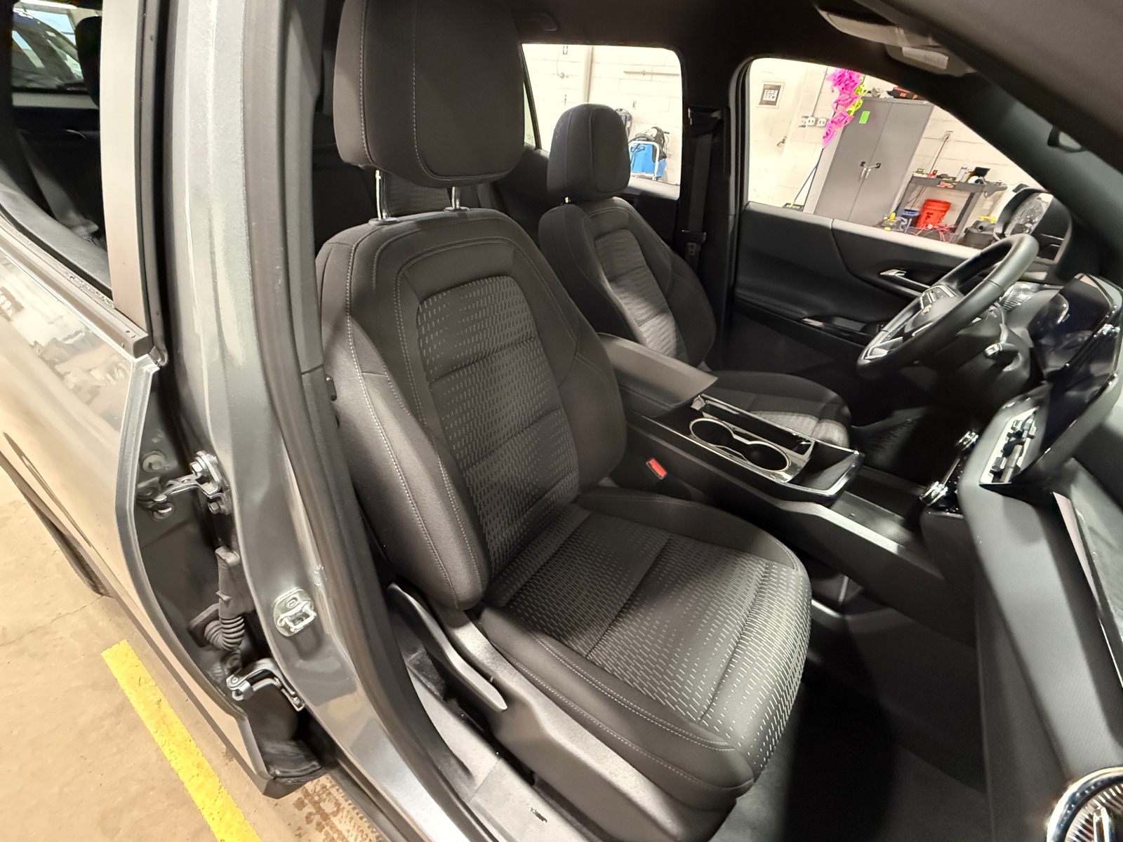 Thumbnail: 2025 Chevrolet Equinox - 2