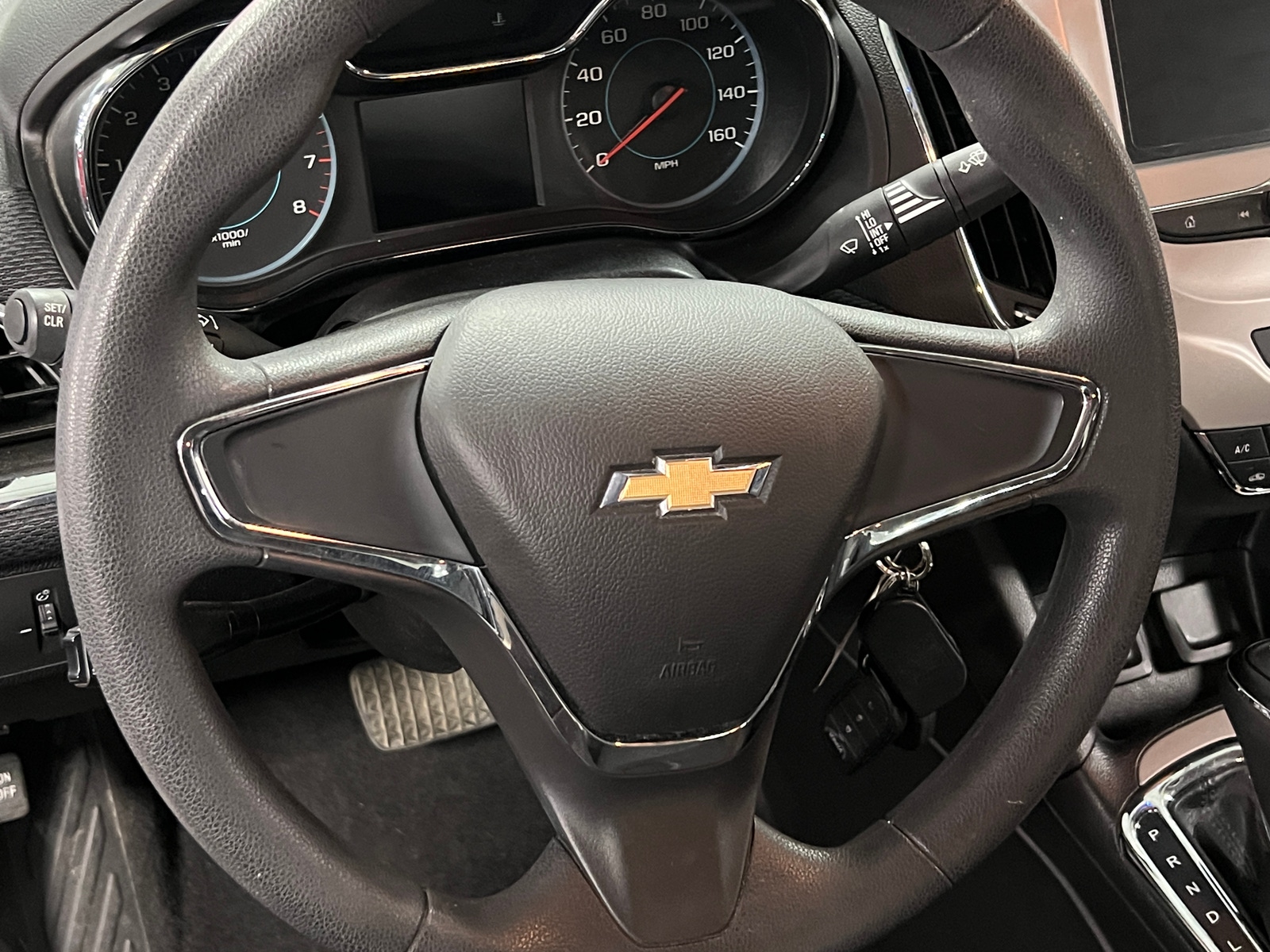 Thumbnail: 2018 Chevrolet Cruze - 5