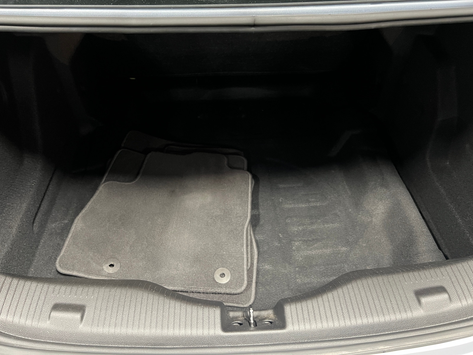 Thumbnail: 2018 Chevrolet Cruze - 7