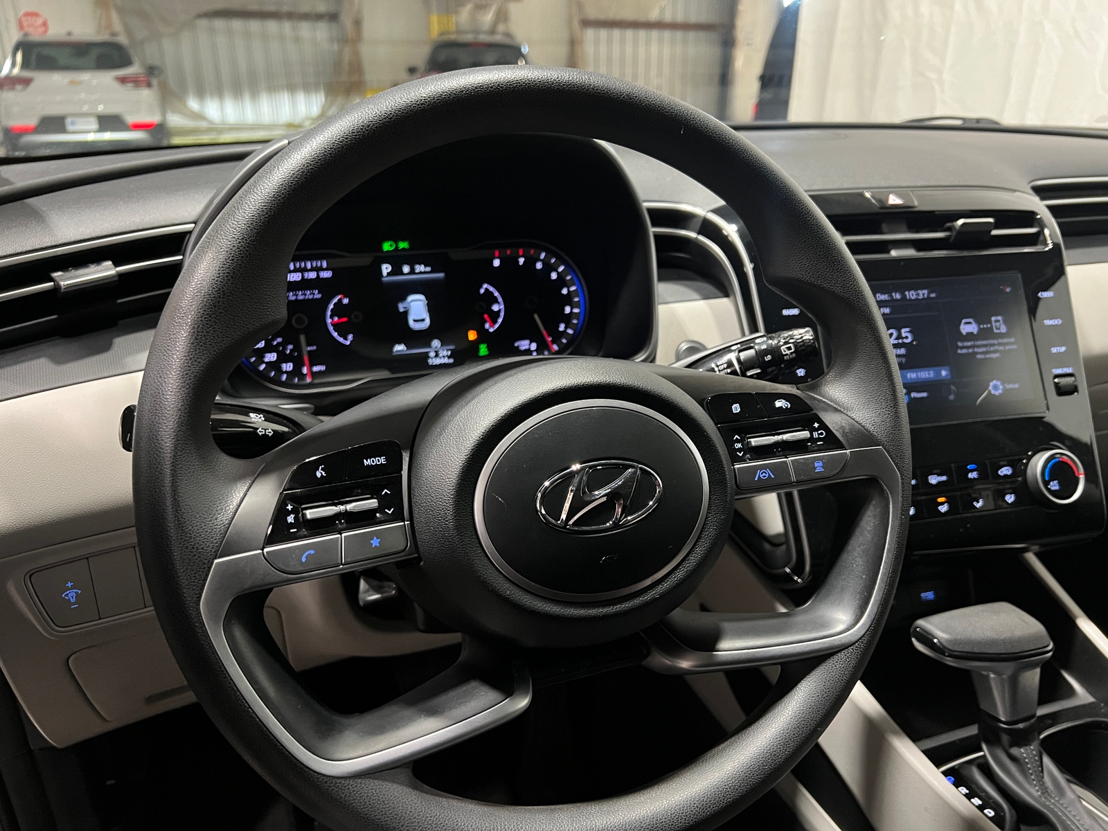 Thumbnail: 2022 Hyundai Tucson - 5