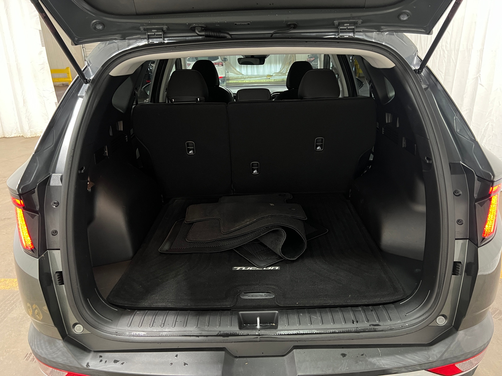 Thumbnail: 2022 Hyundai Tucson - 7