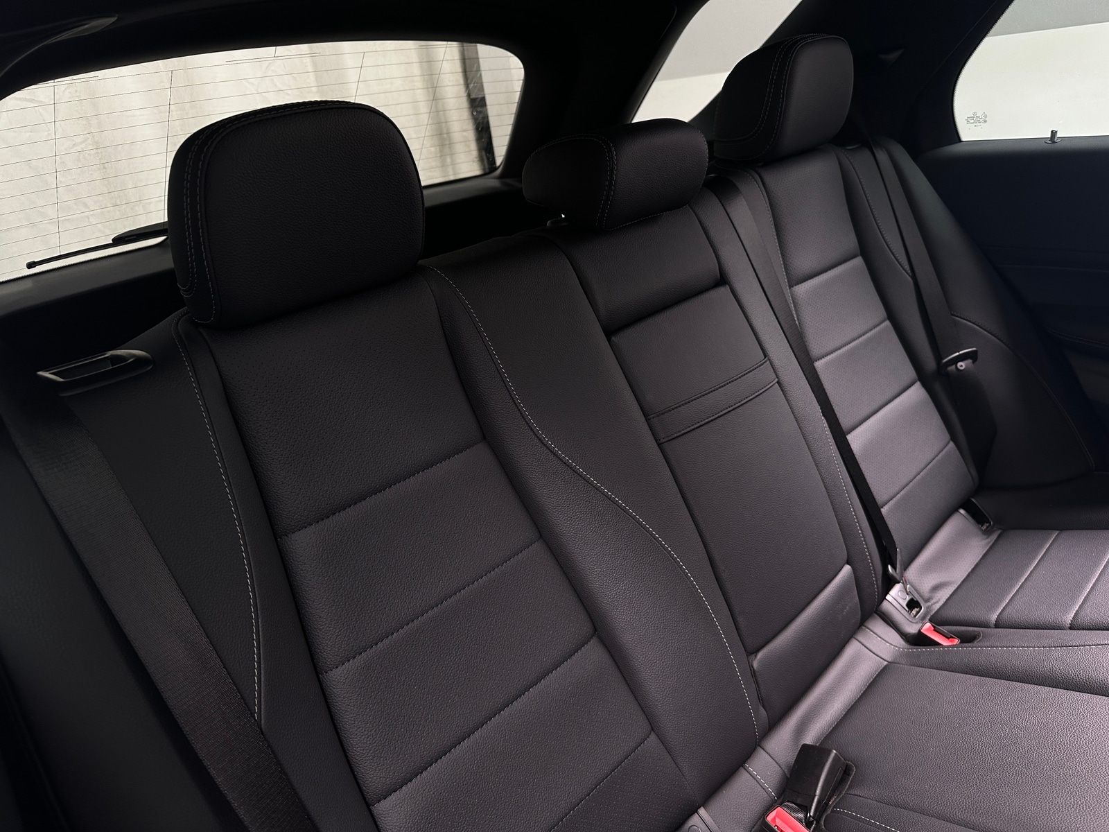 Thumbnail: 2025 Mercedes-Benz GLE - 5