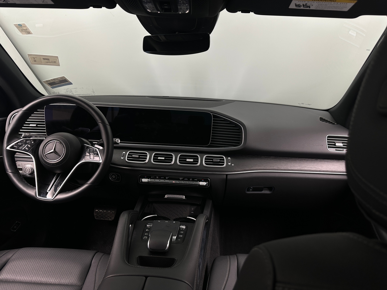 Thumbnail: 2025 Mercedes-Benz GLE - 2