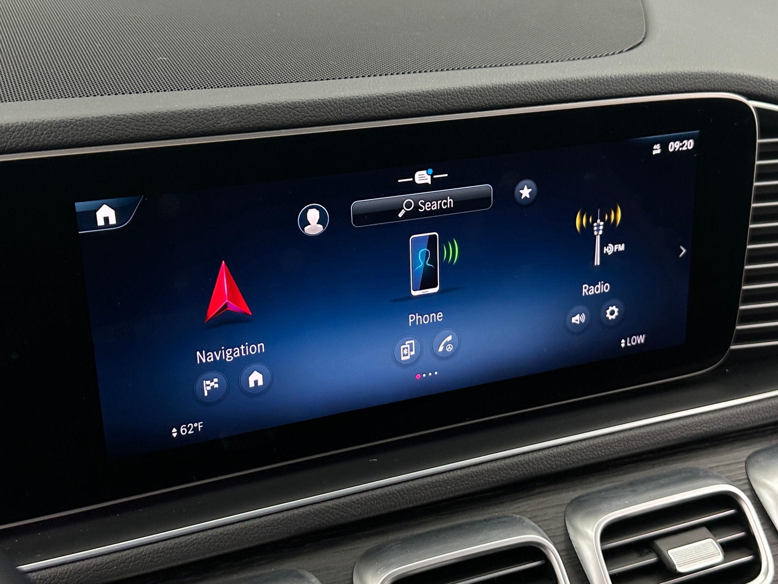 Thumbnail: 2025 Mercedes-Benz GLE - 3