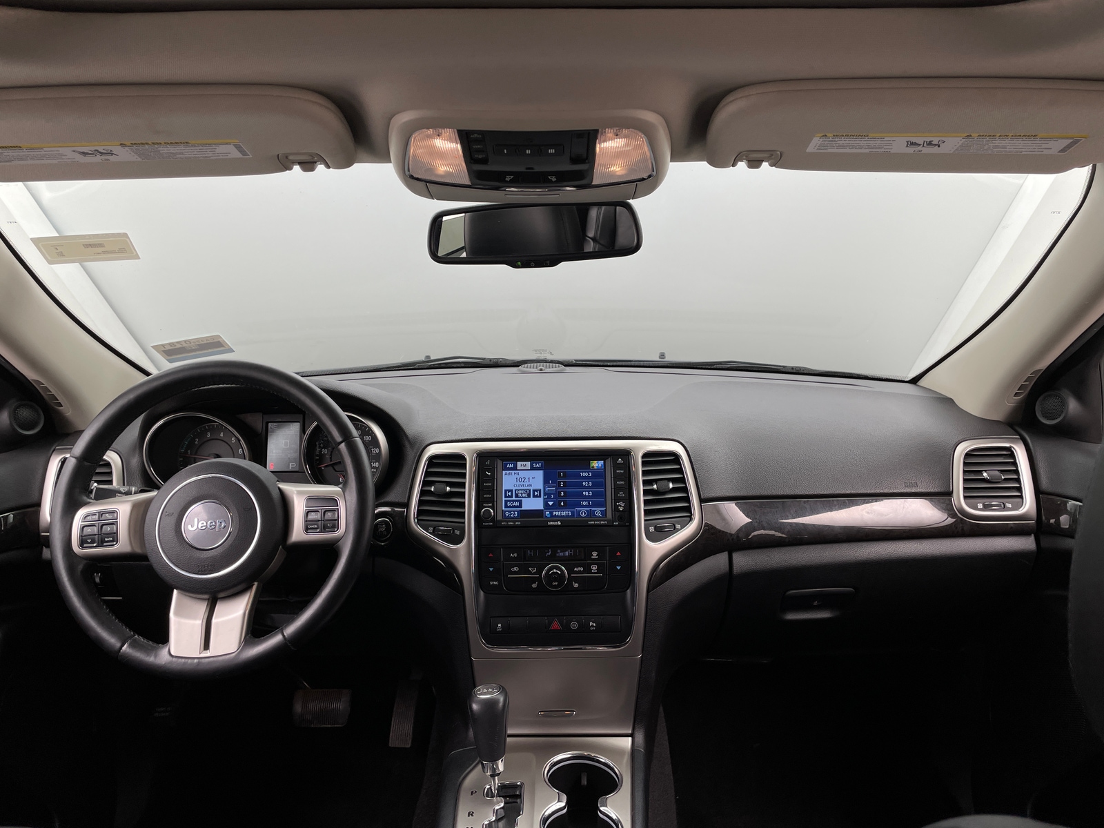 Thumbnail: 2011 Jeep Grand Cherokee - 2