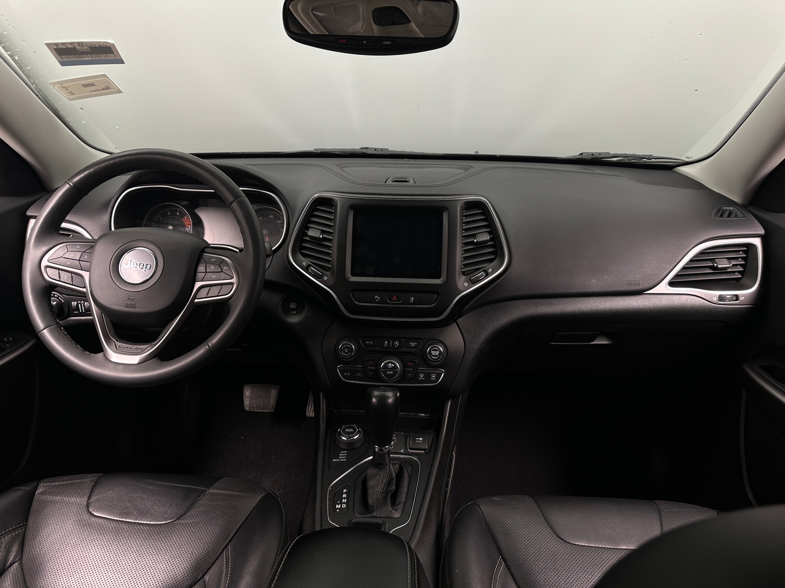 Thumbnail: 2022 Jeep Cherokee - 2