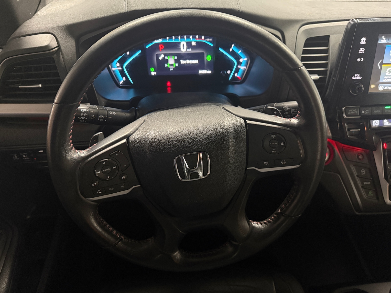 Thumbnail: 2023 Honda Odyssey - 4