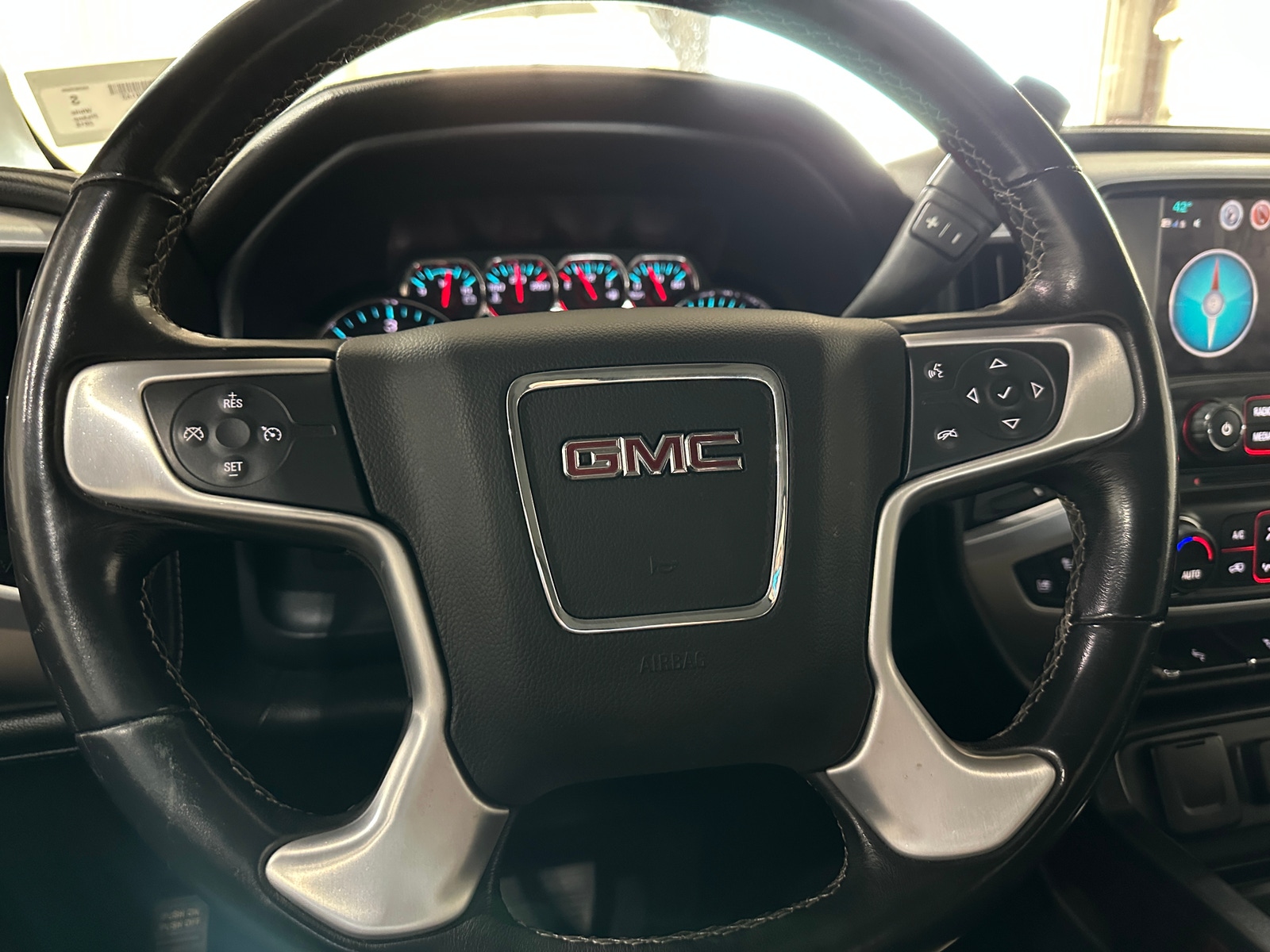 Thumbnail: 2018 GMC Sierra 1500 - 4