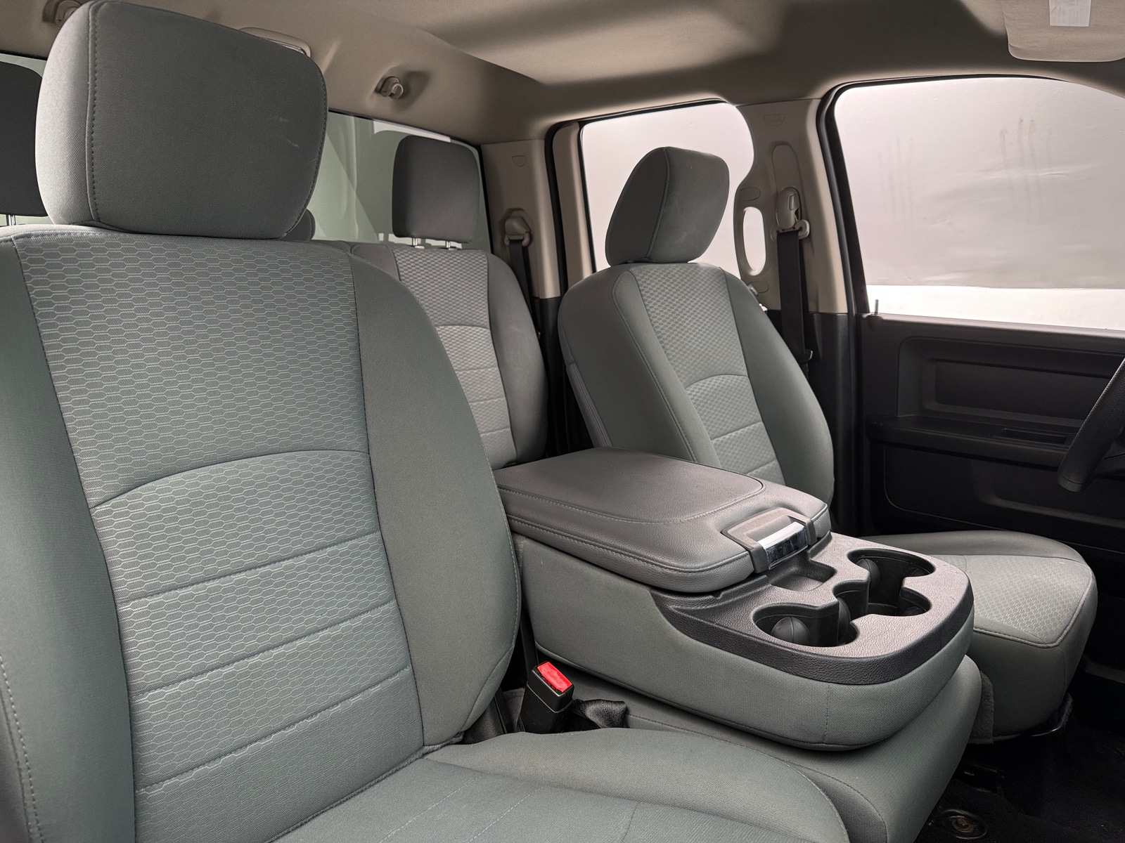 Thumbnail: 2019 RAM 1500 Classic - 2