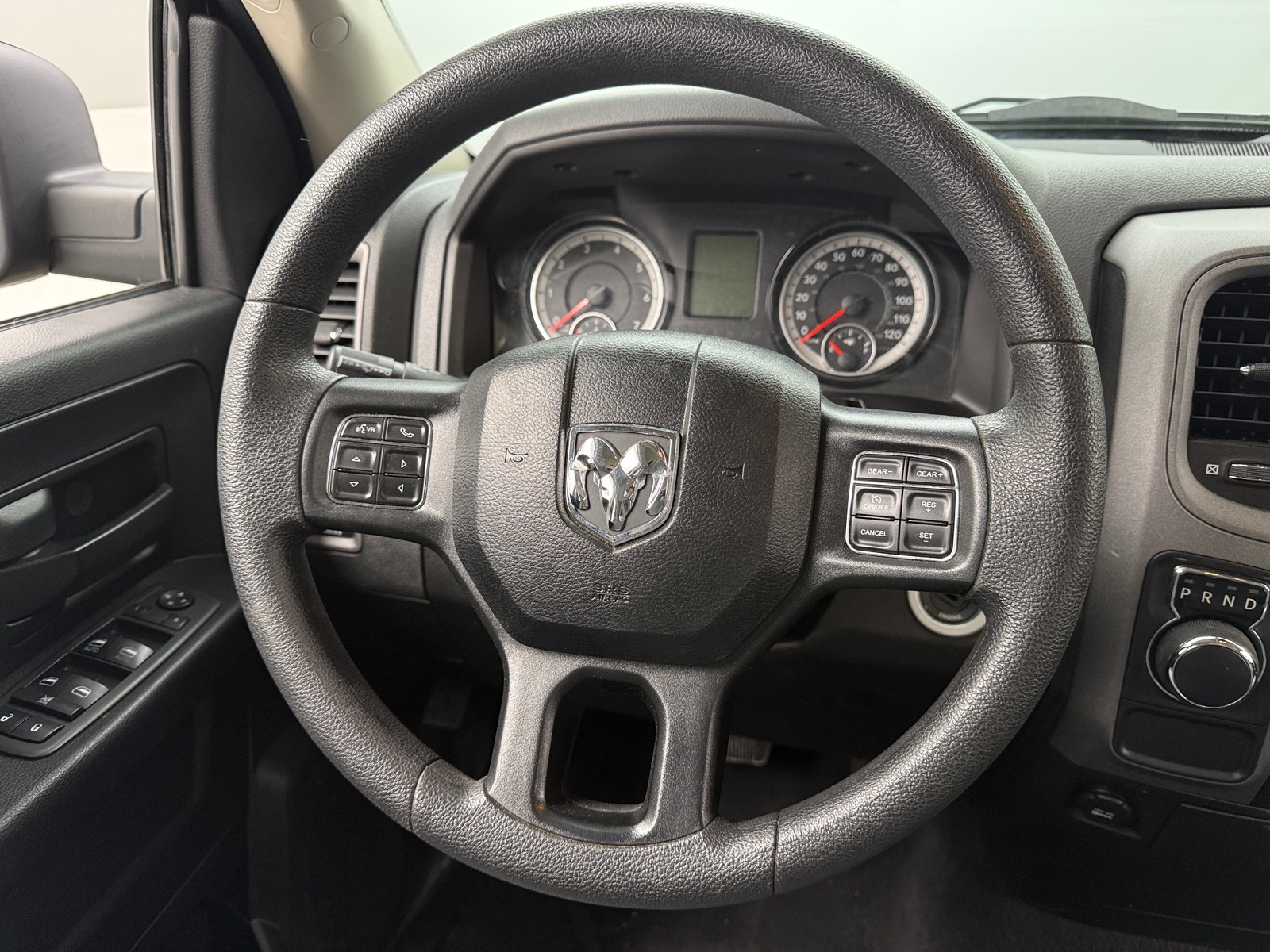 Thumbnail: 2019 RAM 1500 Classic - 5