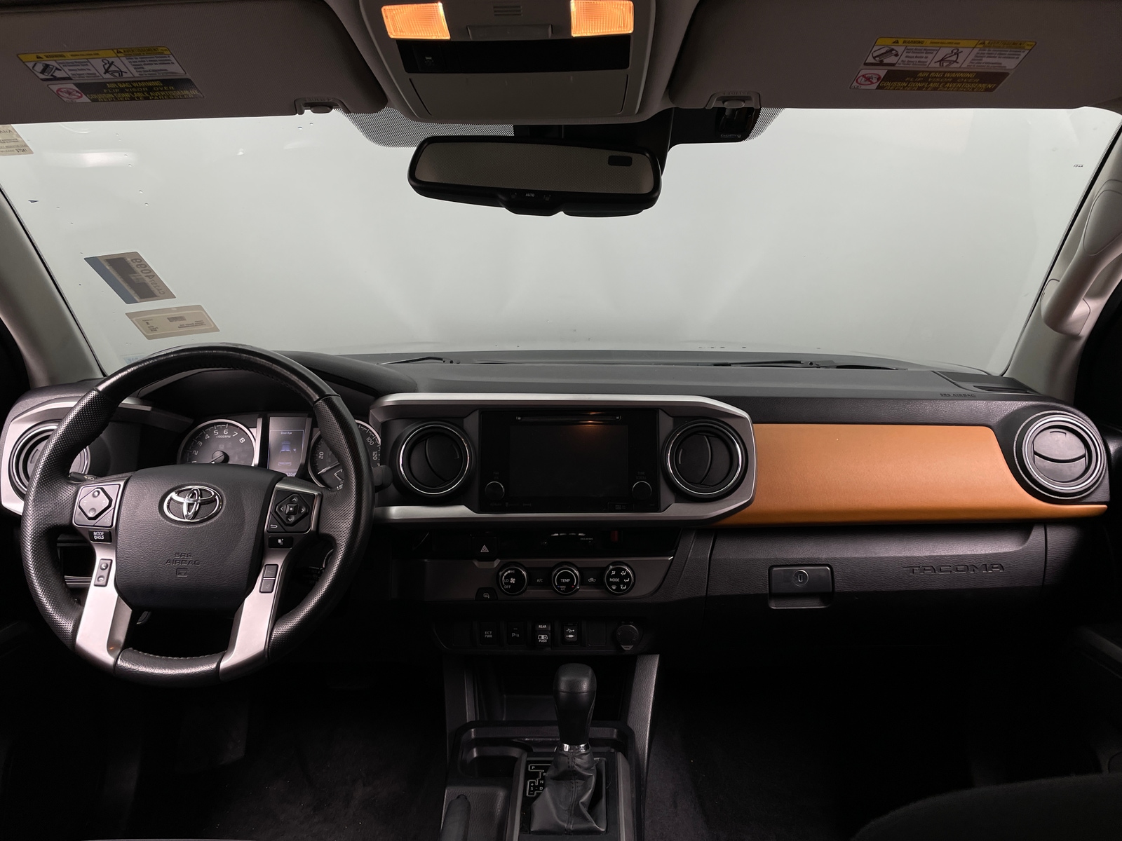 Thumbnail: 2018 Toyota Tacoma - 3