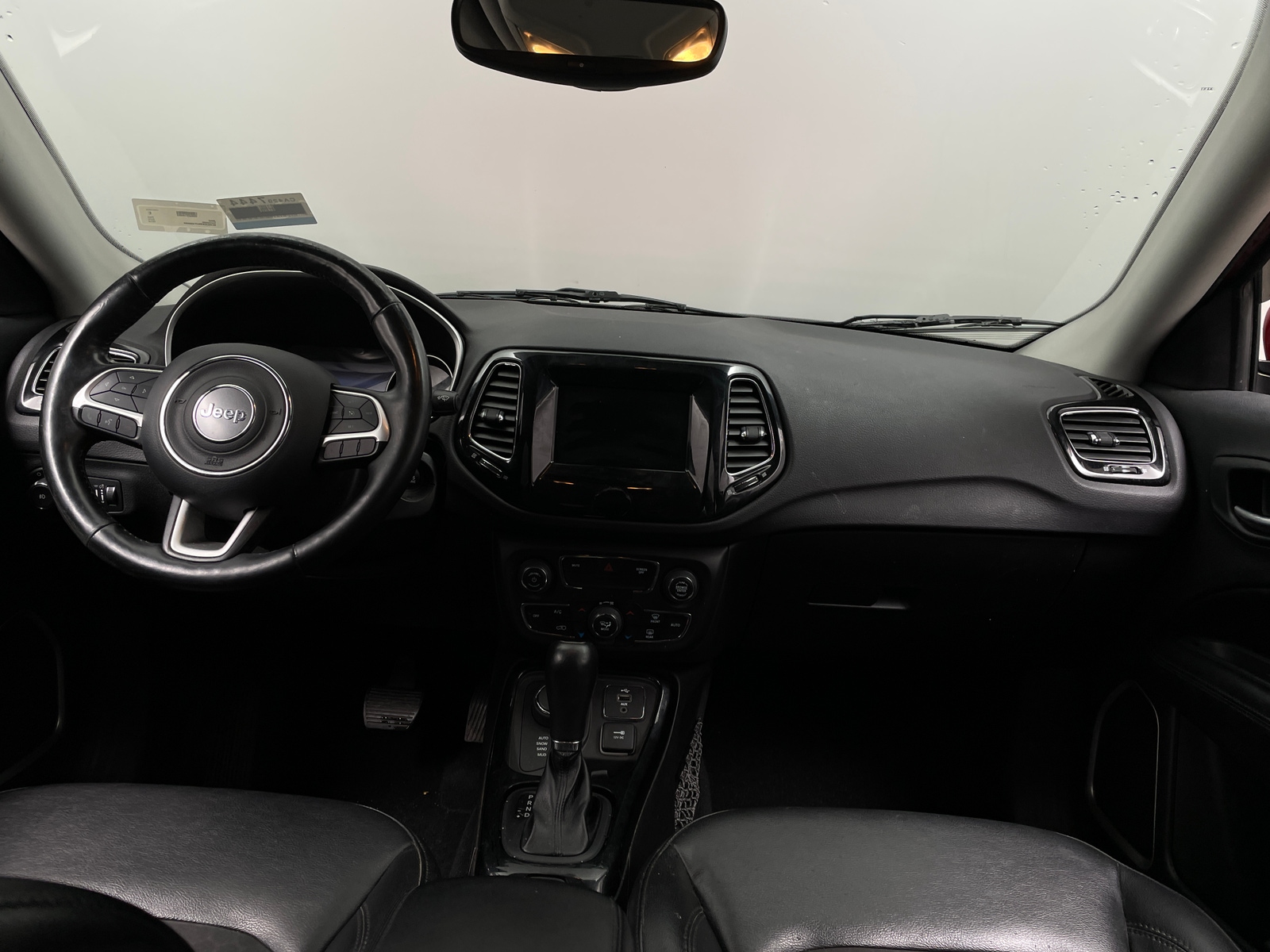 Thumbnail: 2018 Jeep Compass - 3