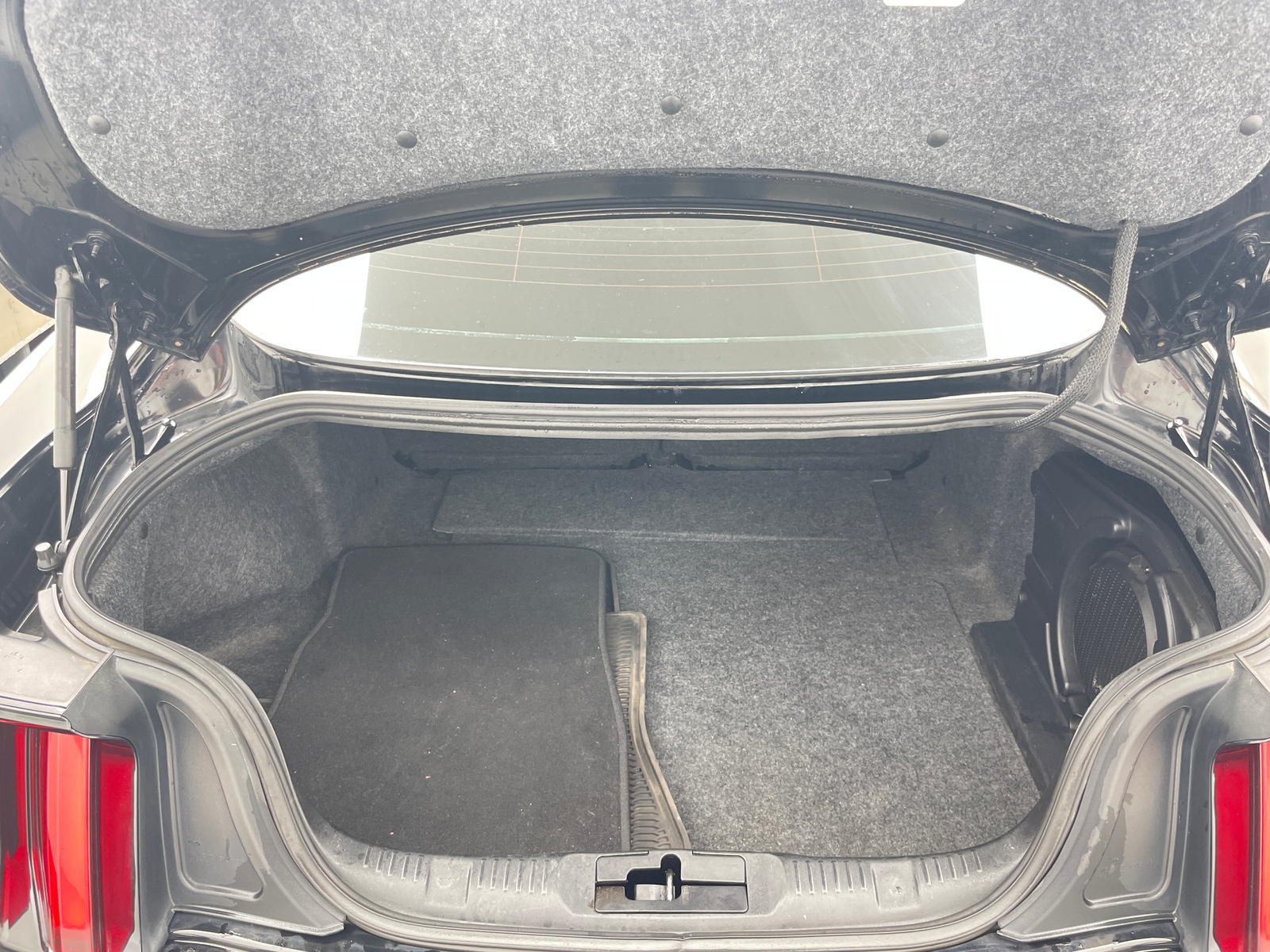 Thumbnail: 2017 Ford Mustang - 4