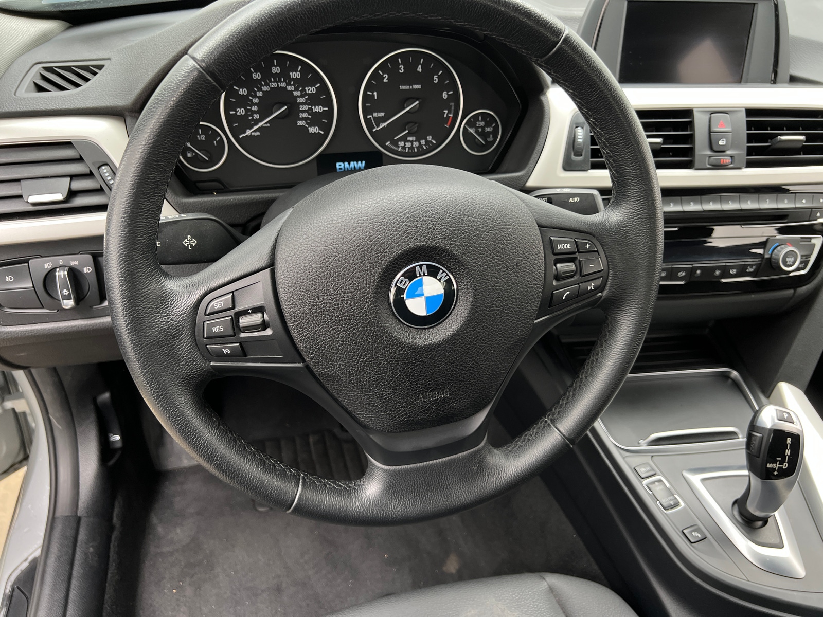 Thumbnail: 2017 BMW 3 Series - 4