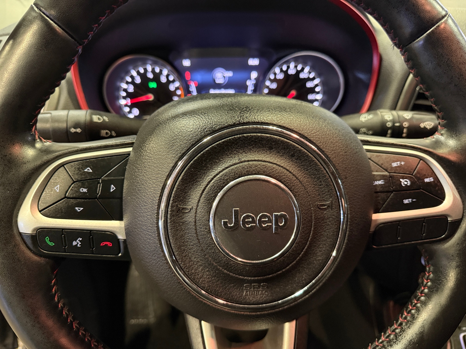Thumbnail: 2020 Jeep Compass - 4