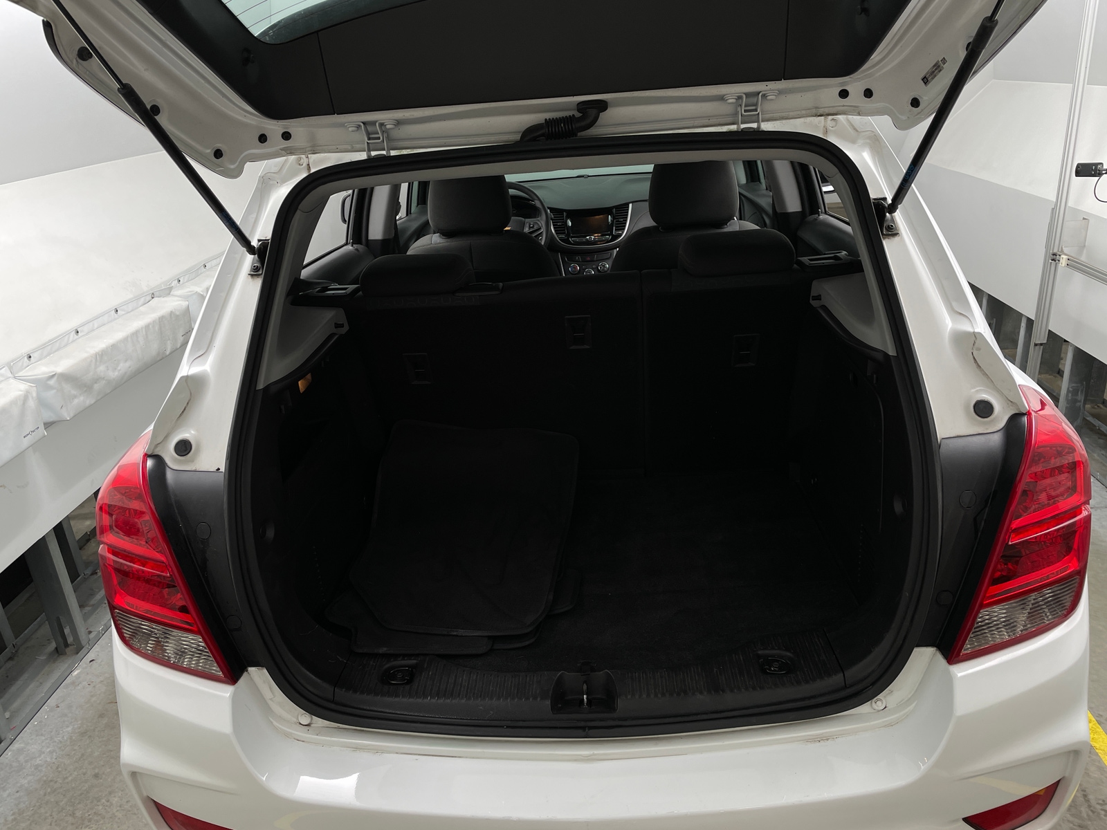 Thumbnail: 2020 Chevrolet Trax - 7