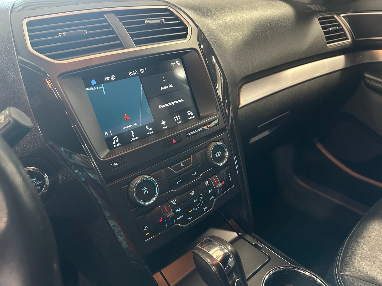 Thumbnail: 2017 Ford Explorer - 4