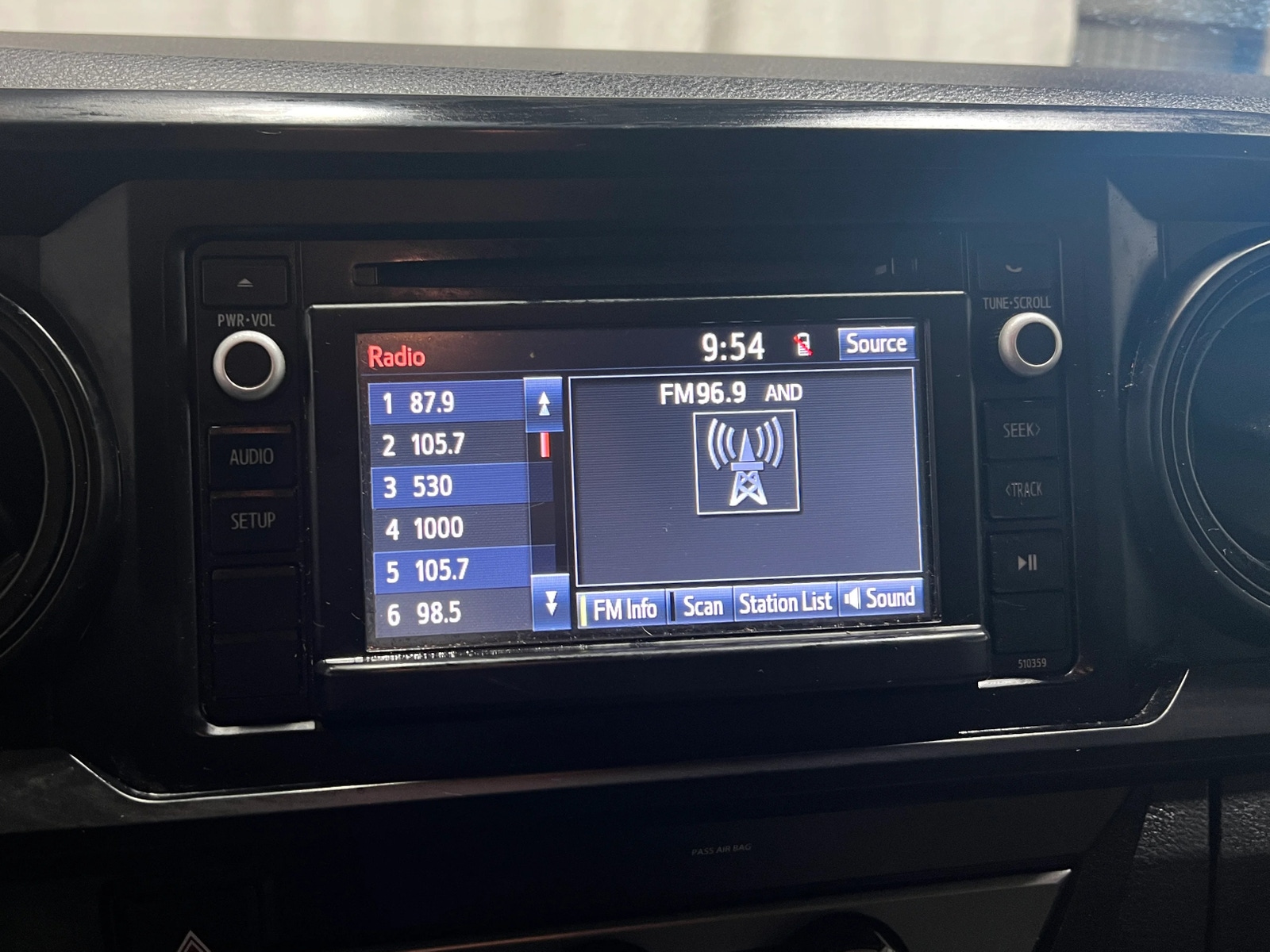 Thumbnail: 2019 Toyota Tacoma - 4