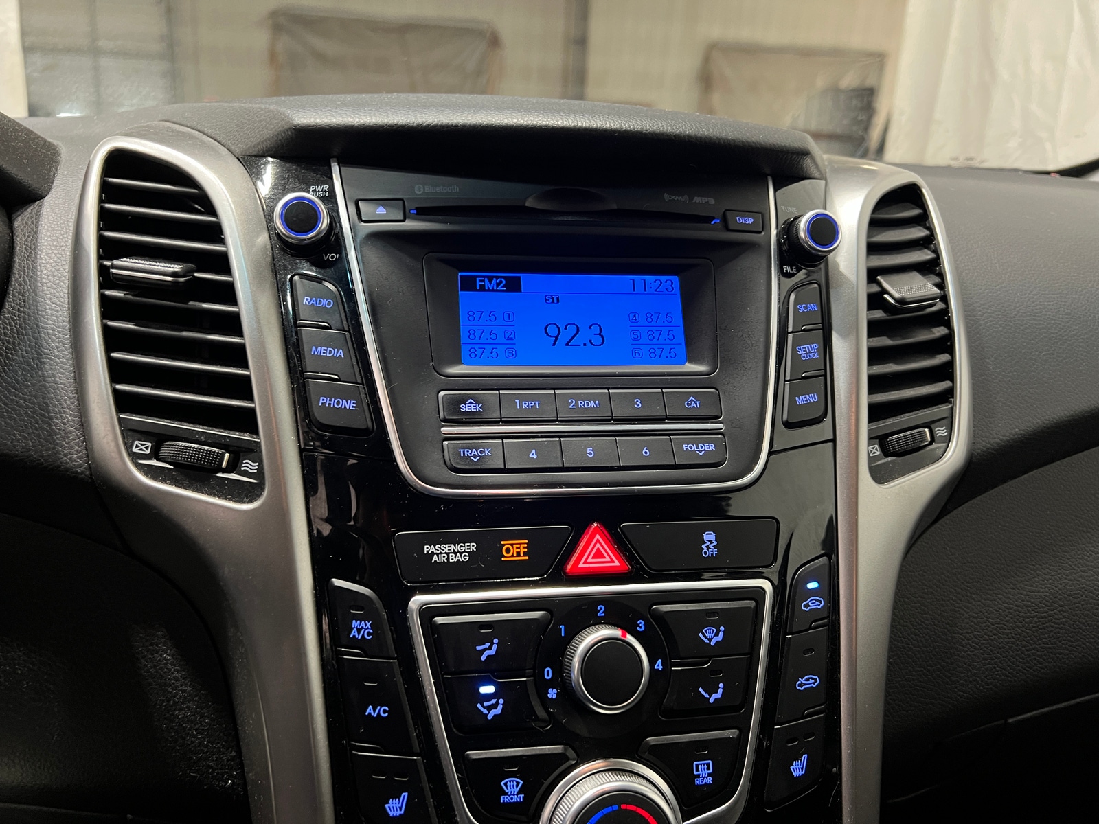 Thumbnail: 2016 Hyundai Elantra - 4