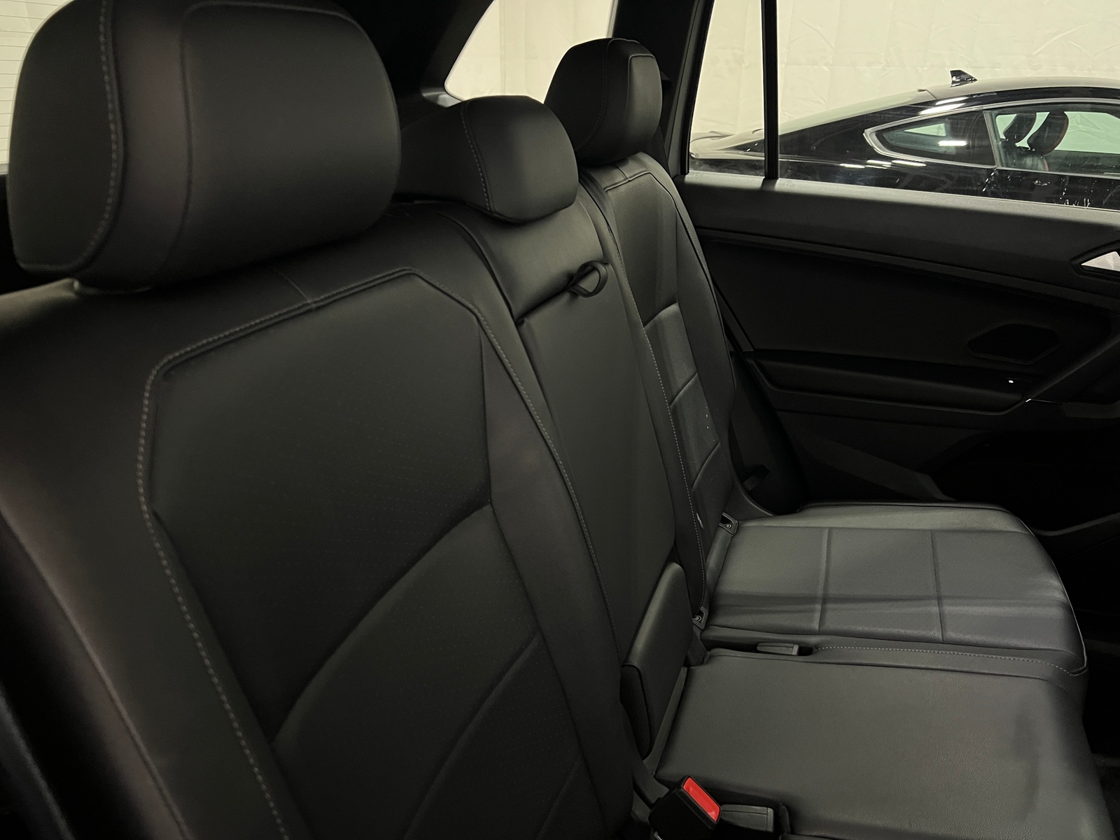 Thumbnail: 2020 Volkswagen Tiguan - 5