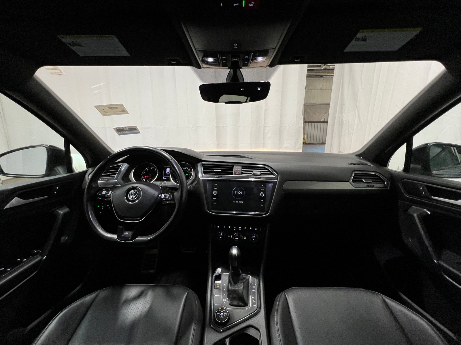 Thumbnail: 2020 Volkswagen Tiguan - 2