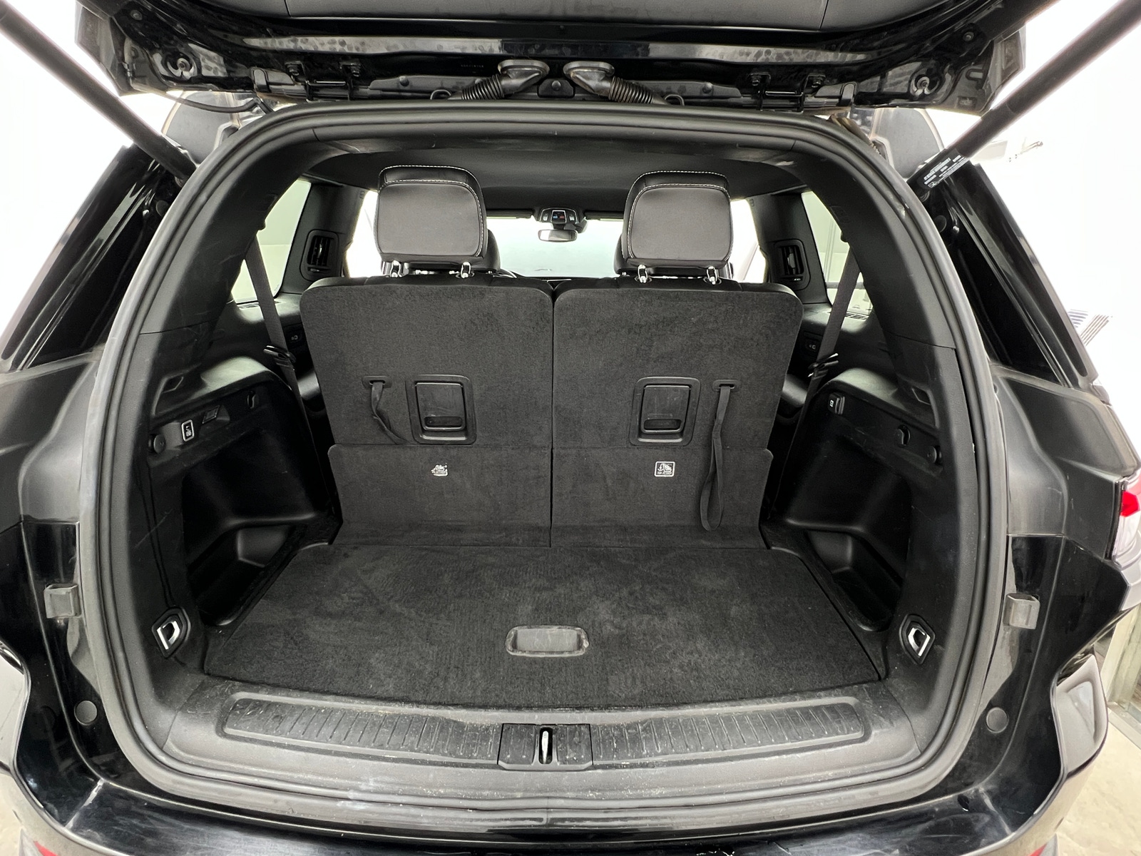 Thumbnail: 2023 Jeep Grand Cherokee L - 6