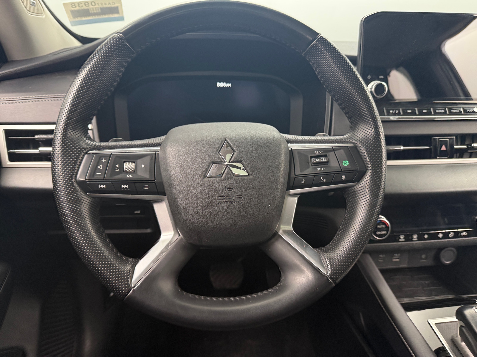 Thumbnail: 2024 Mitsubishi Outlander - 4