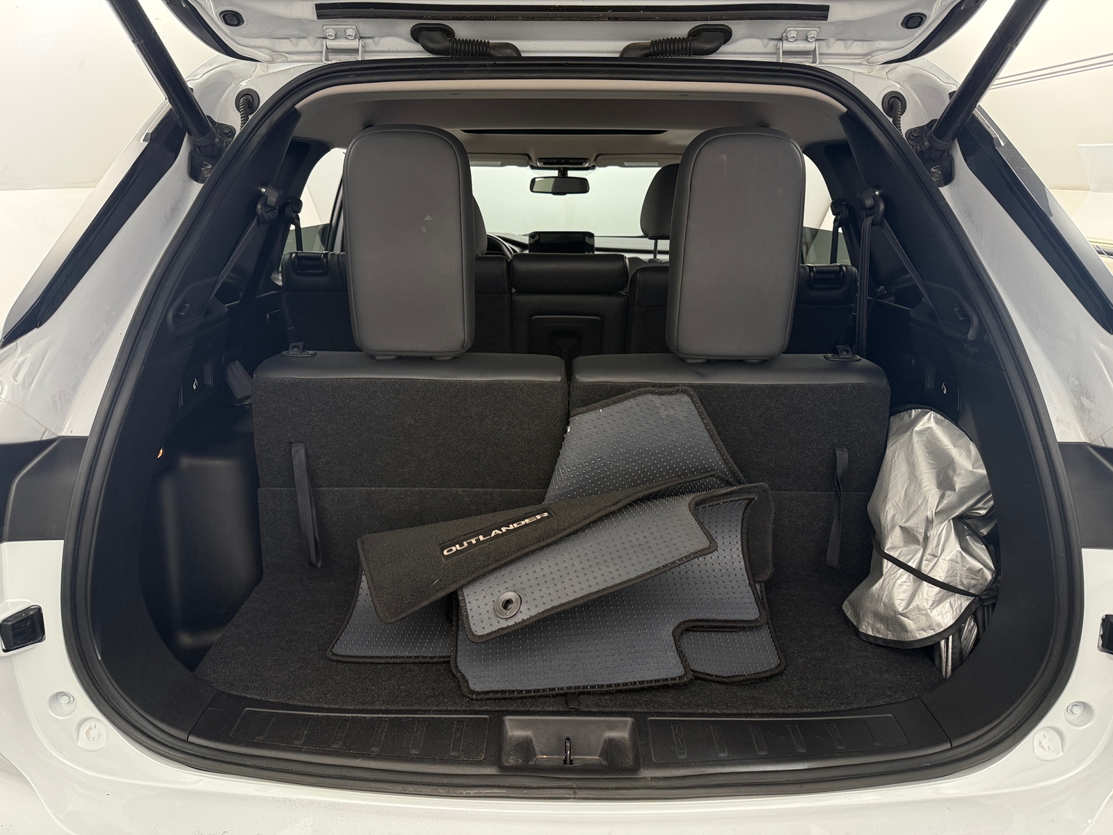 Thumbnail: 2024 Mitsubishi Outlander - 6