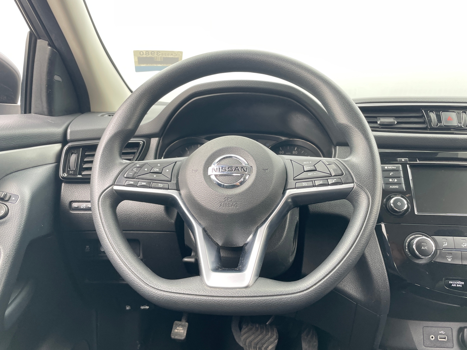 Thumbnail: 2021 Nissan Rogue Sport - 5