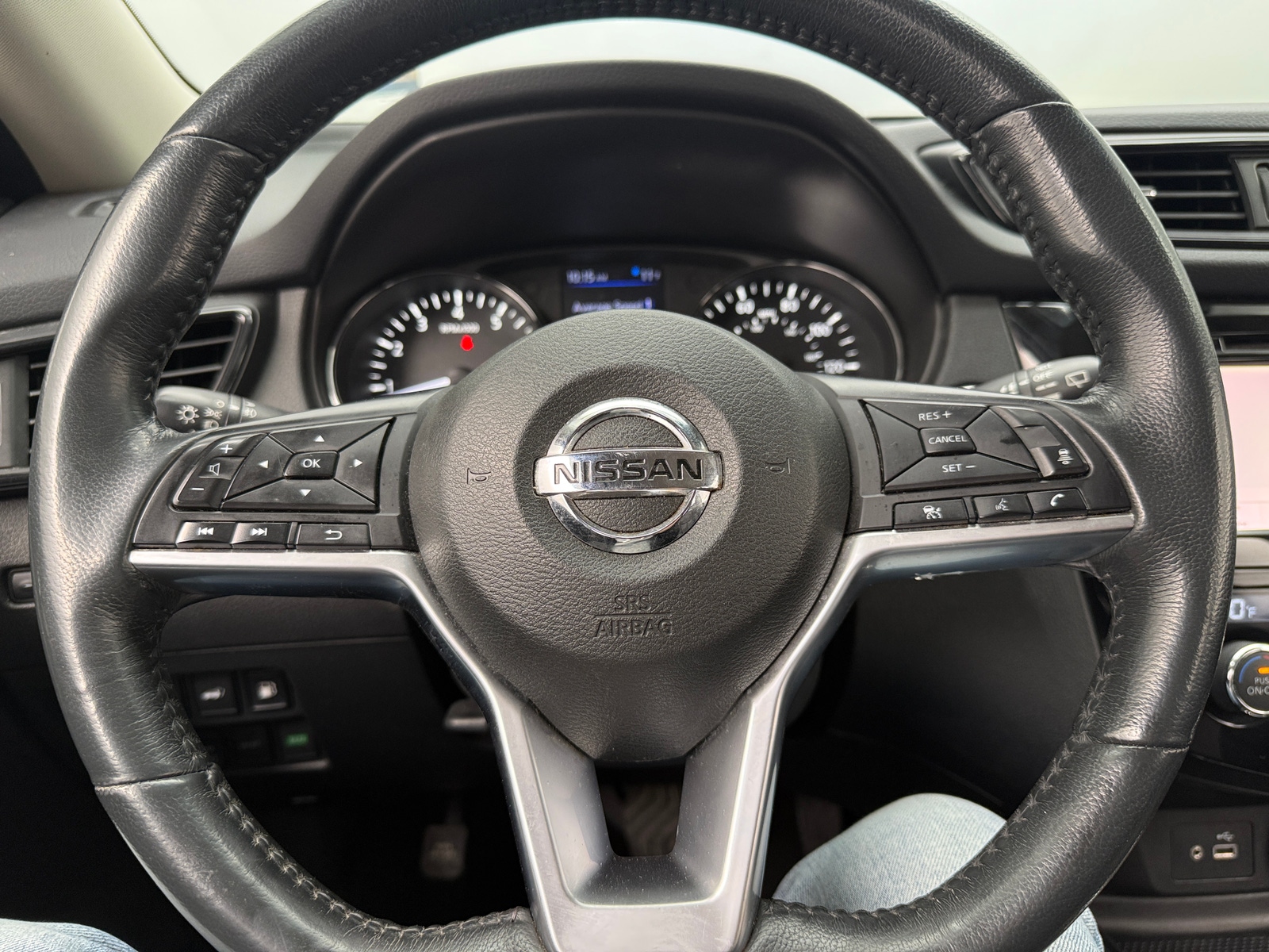 Thumbnail: 2018 Nissan Rogue - 4