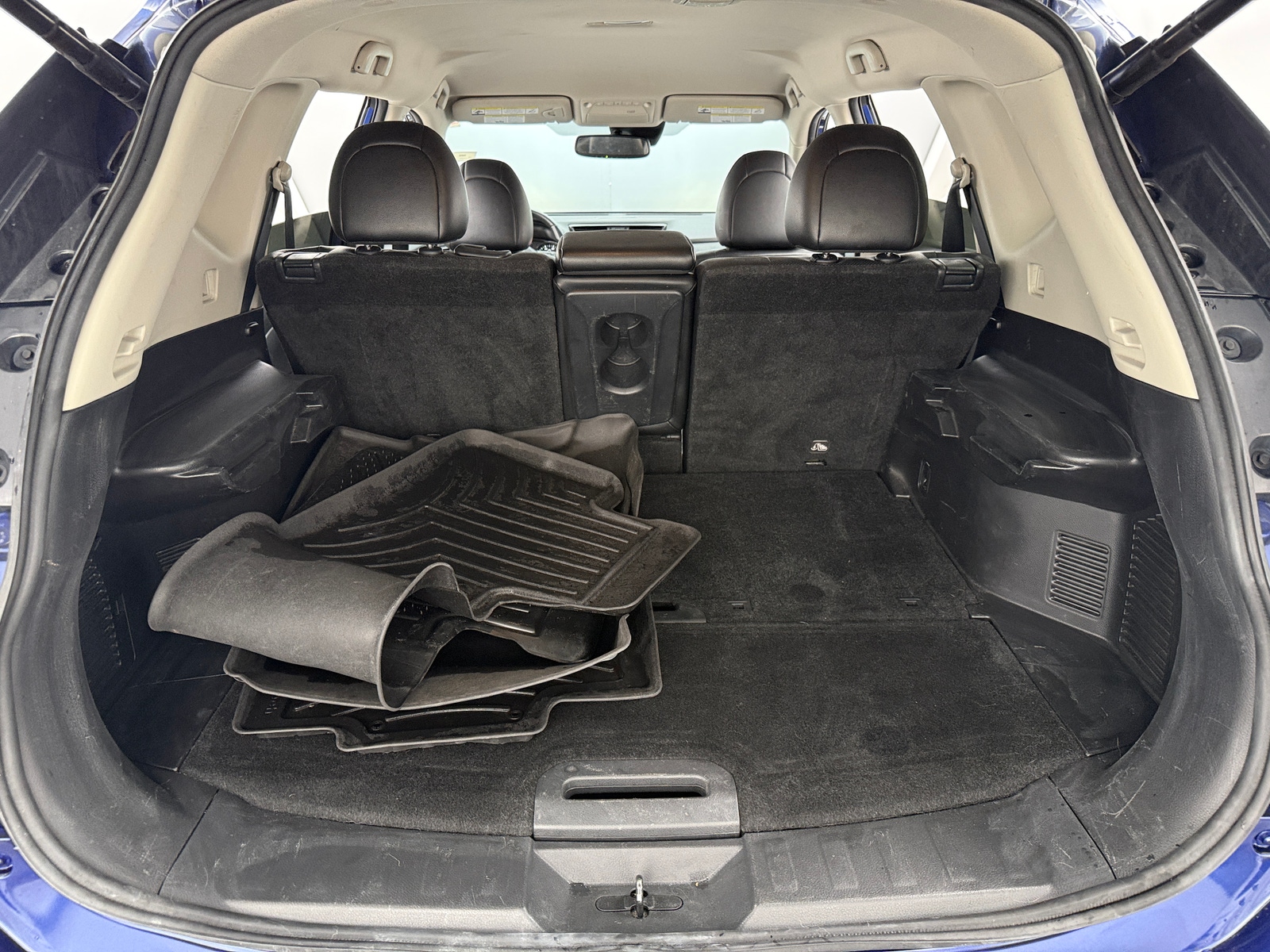 Thumbnail: 2018 Nissan Rogue - 6