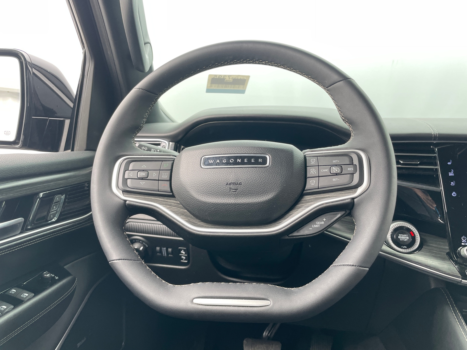 Thumbnail: 2023 Jeep Wagoneer - 4