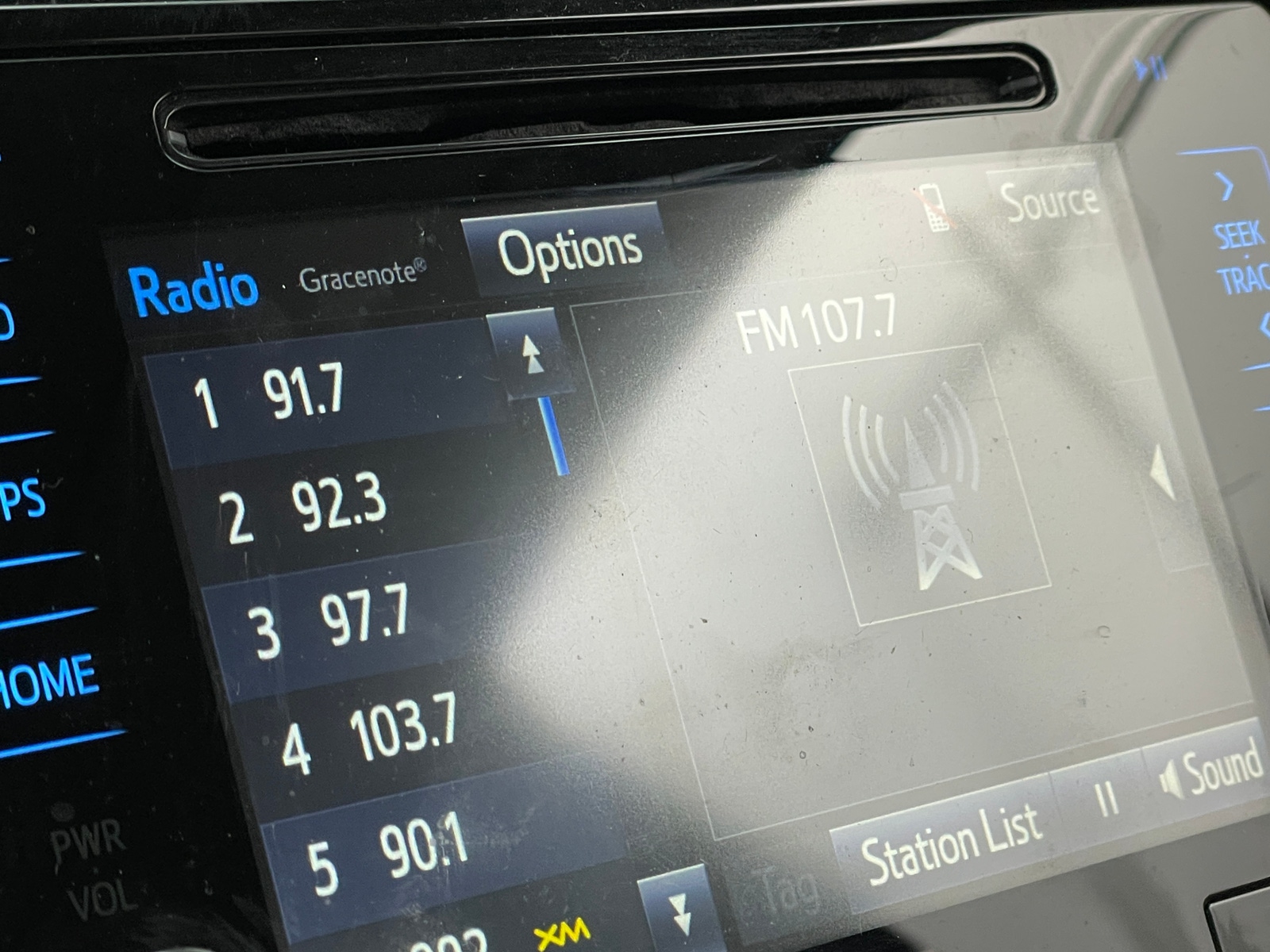 Thumbnail: 2016 Toyota Prius - 3