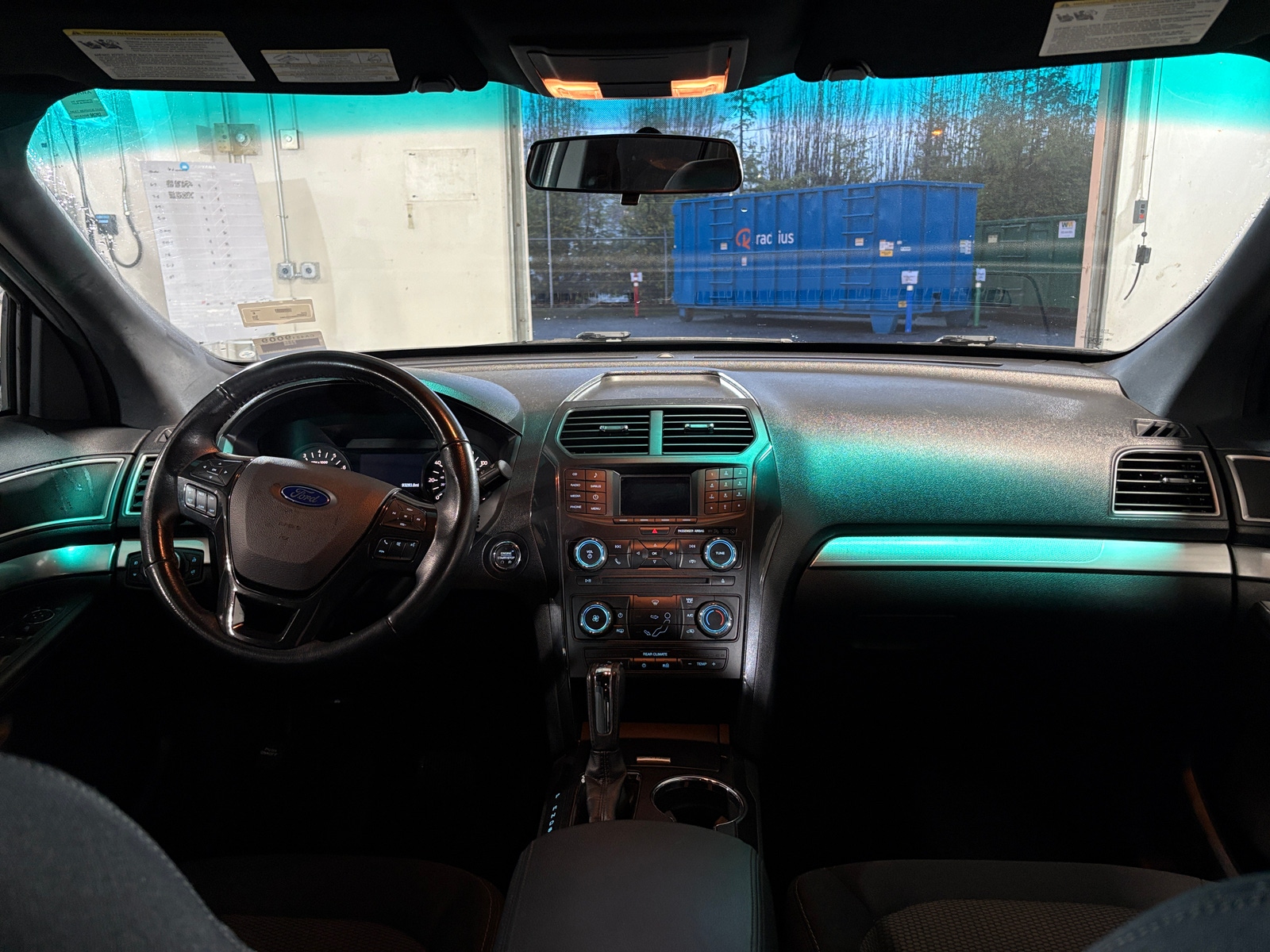 Thumbnail: 2017 Ford Explorer - 3