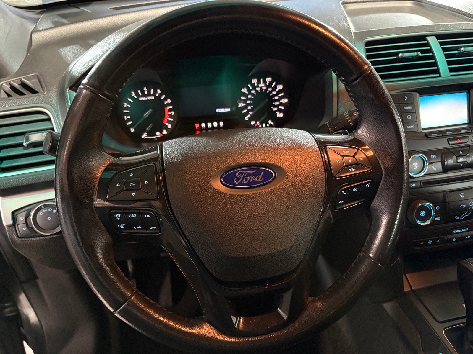 Thumbnail: 2017 Ford Explorer - 5