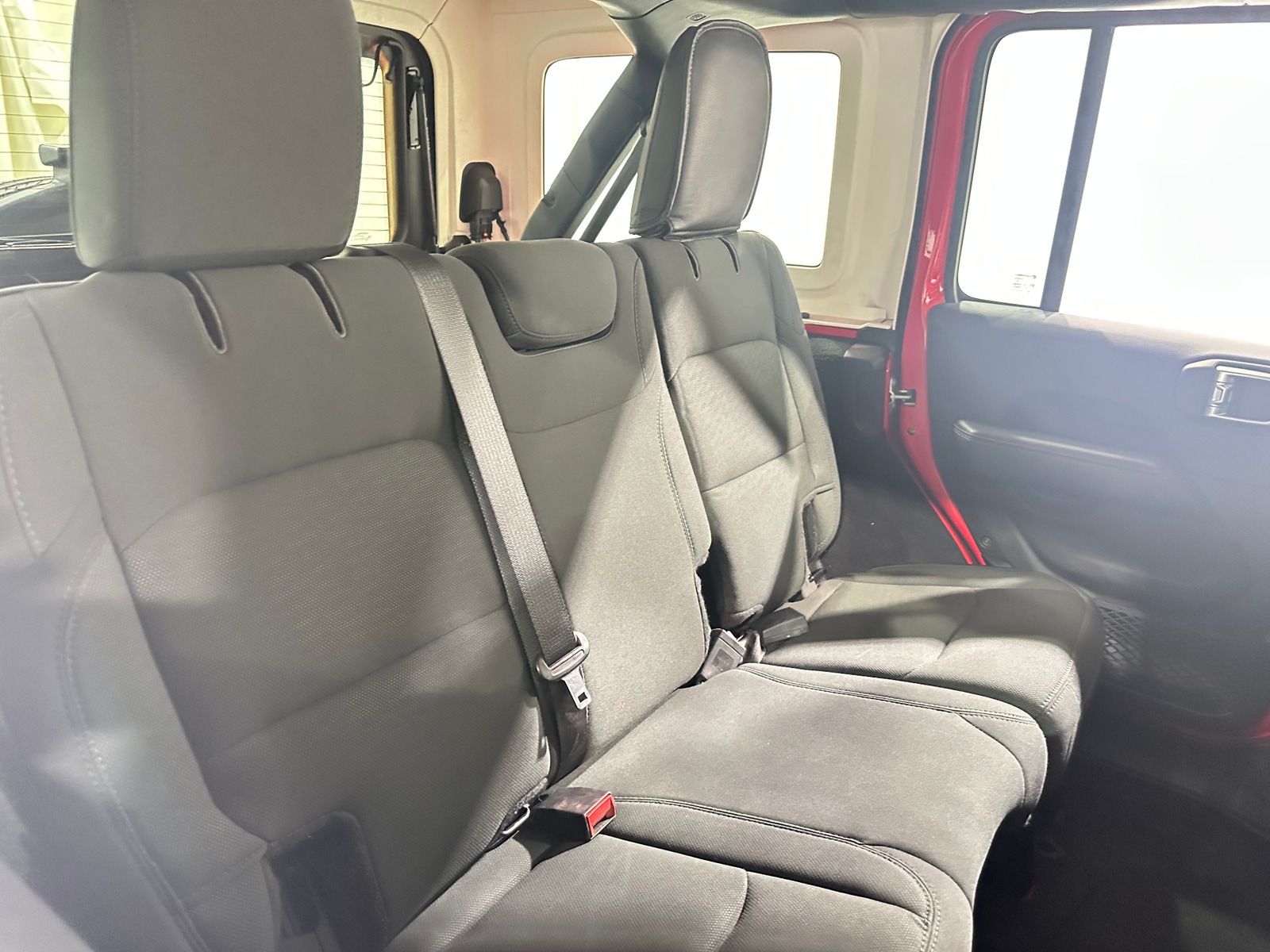 Thumbnail: 2019 Jeep Wrangler - 6