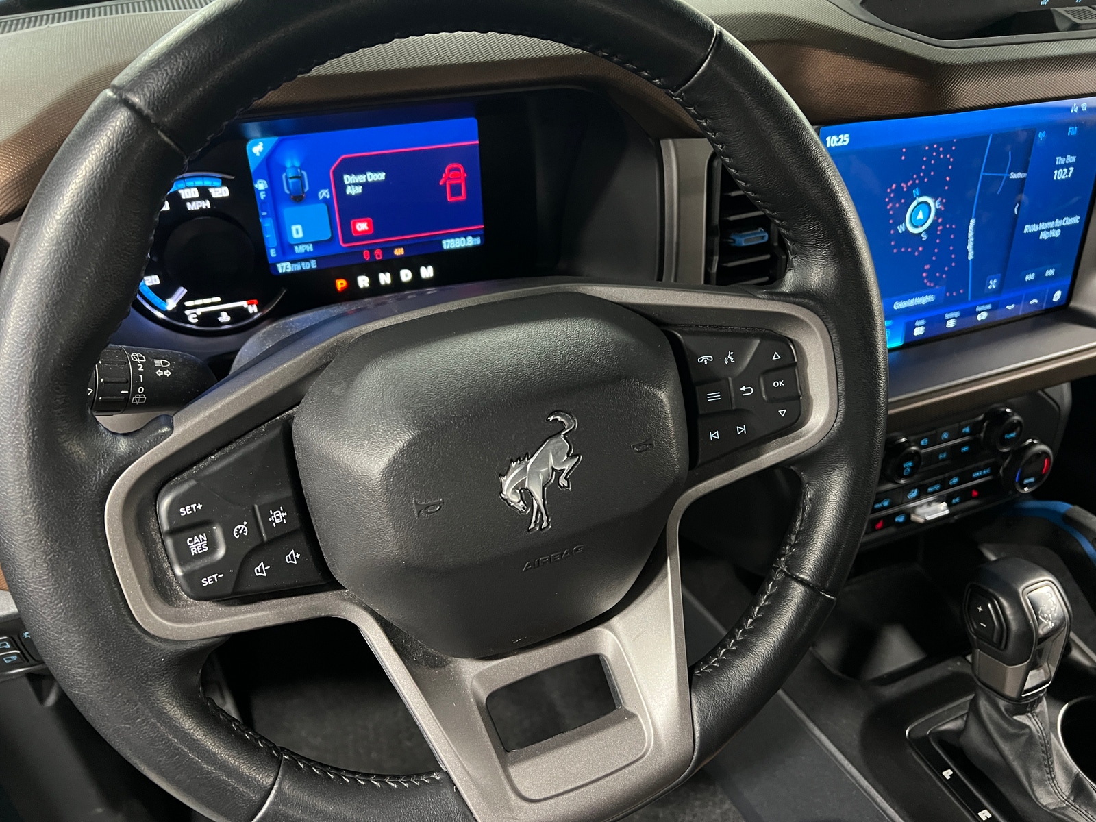 Thumbnail: 2023 Ford Bronco - 5