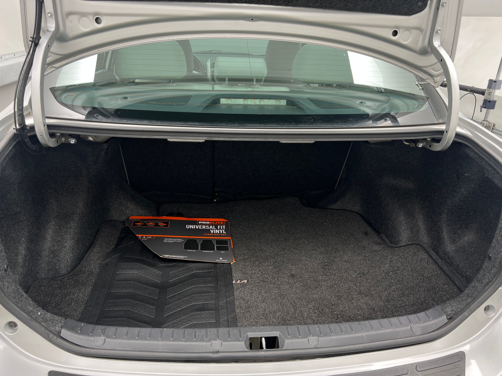 Thumbnail: 2013 Toyota Corolla - 7