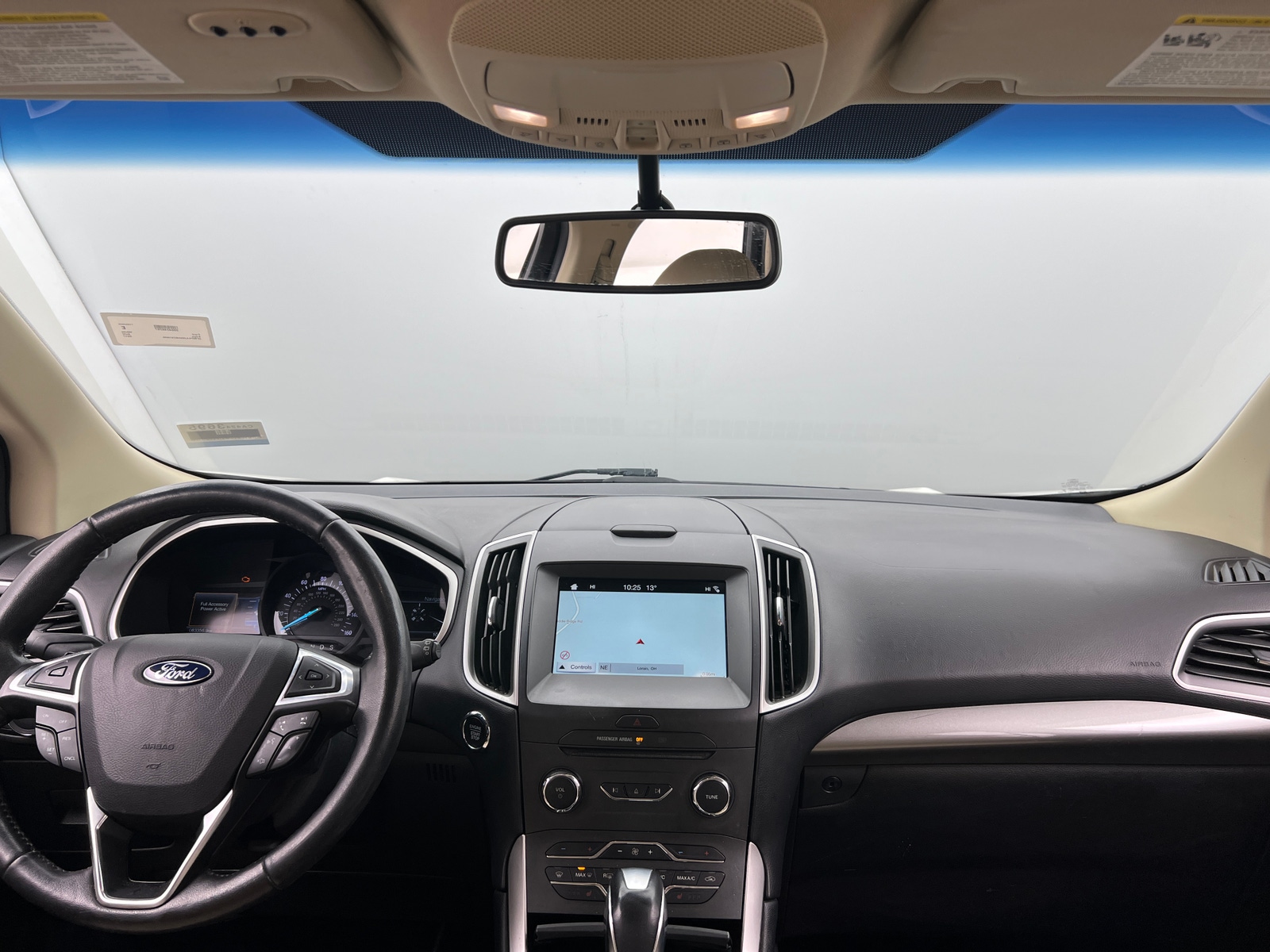 Thumbnail: 2017 Ford Edge - 2