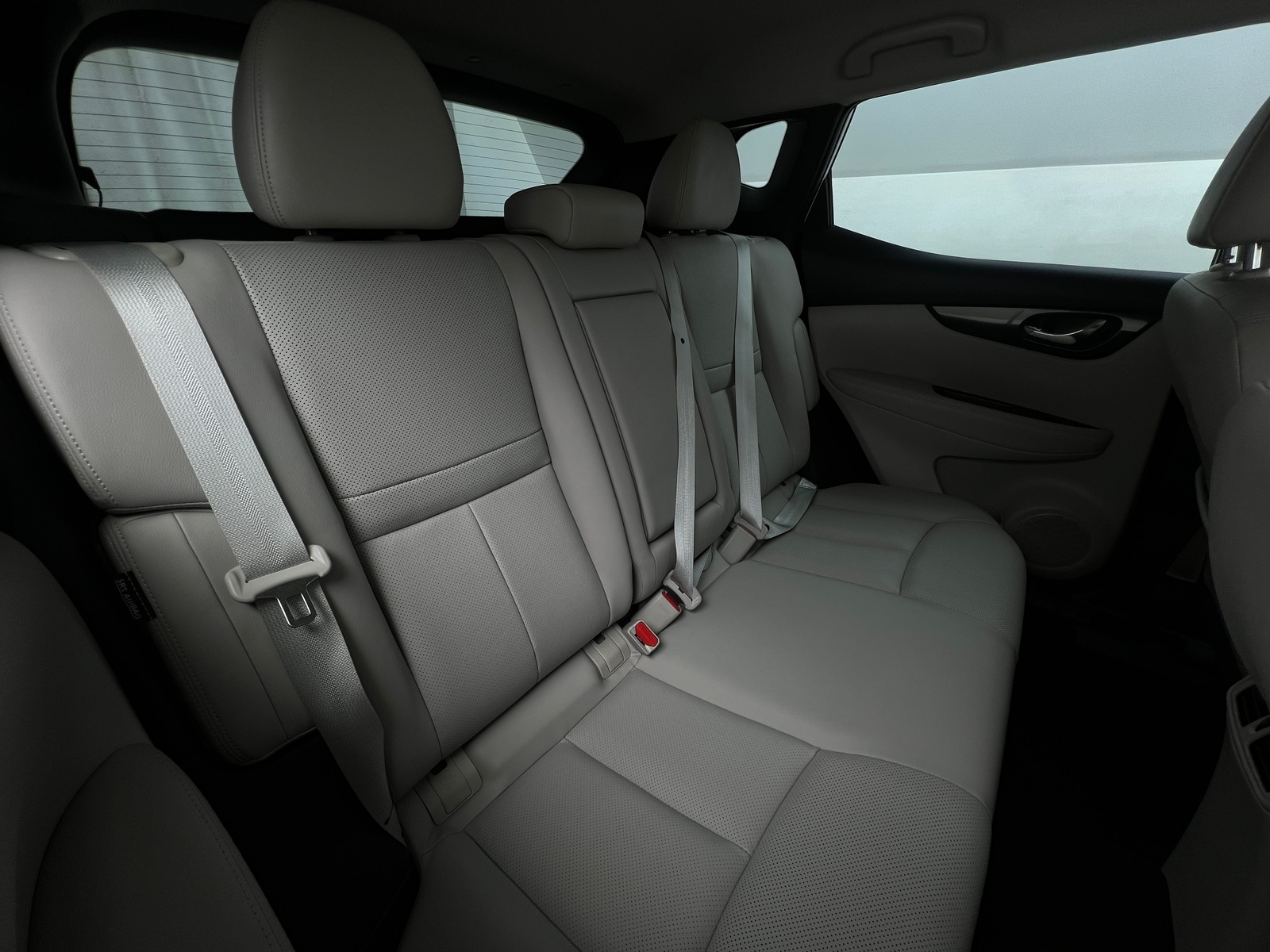 Thumbnail: 2022 Nissan Rogue Sport - 5