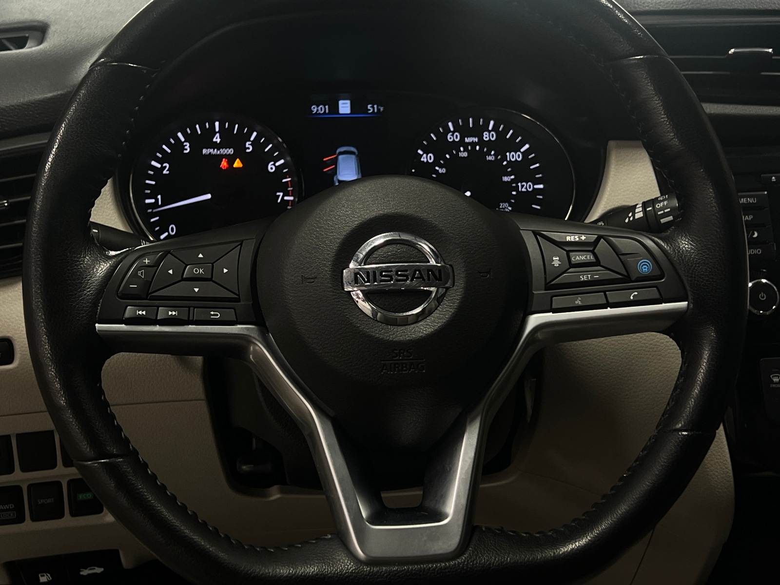 Thumbnail: 2022 Nissan Rogue Sport - 4