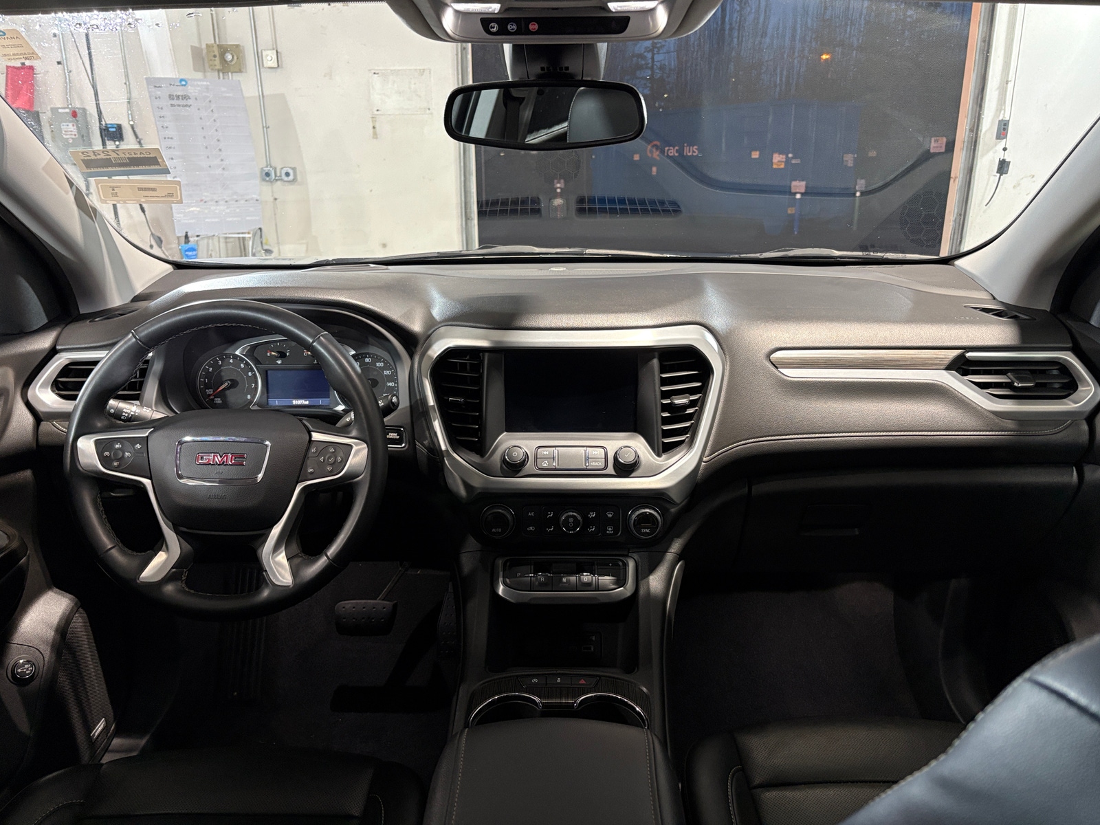 Thumbnail: 2023 GMC Acadia - 2