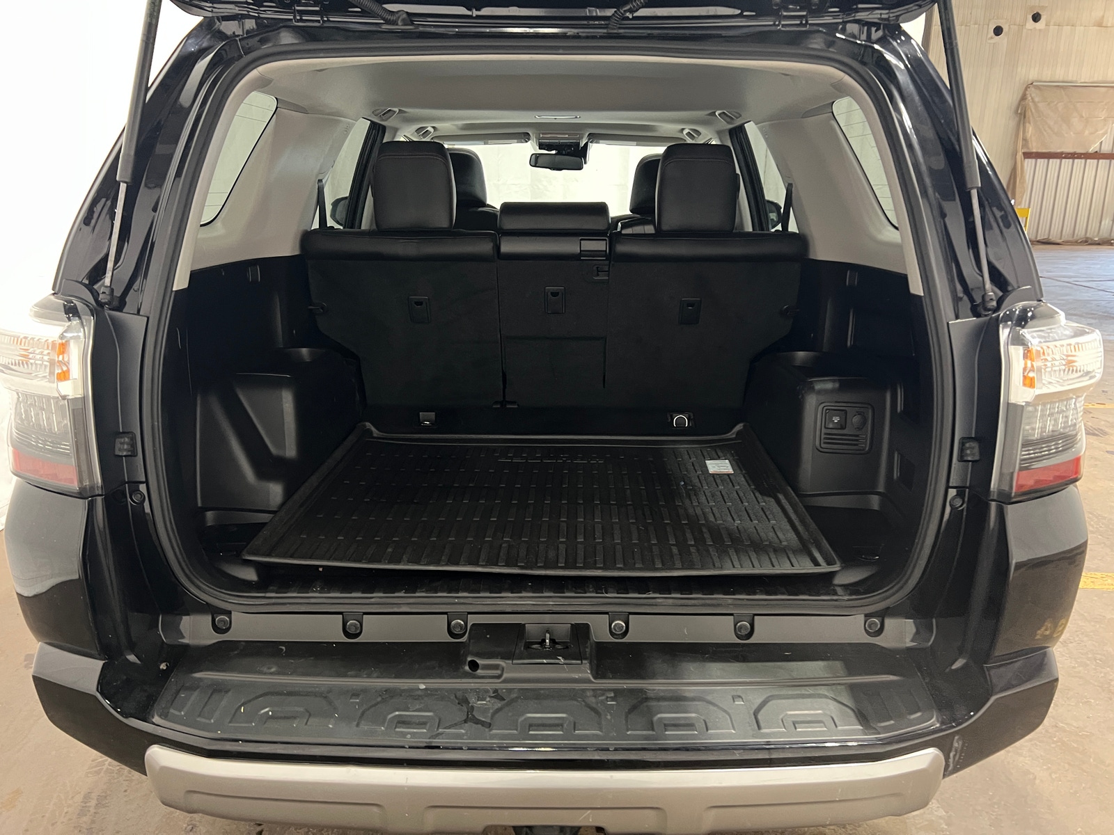 Thumbnail: 2024 Toyota 4Runner - 7