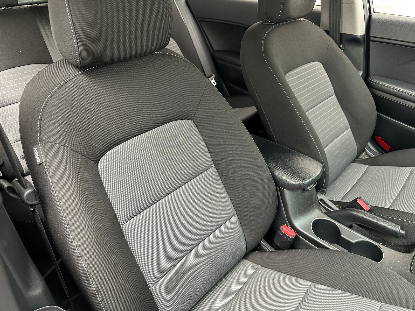 Thumbnail: 2016 Kia Forte - 2