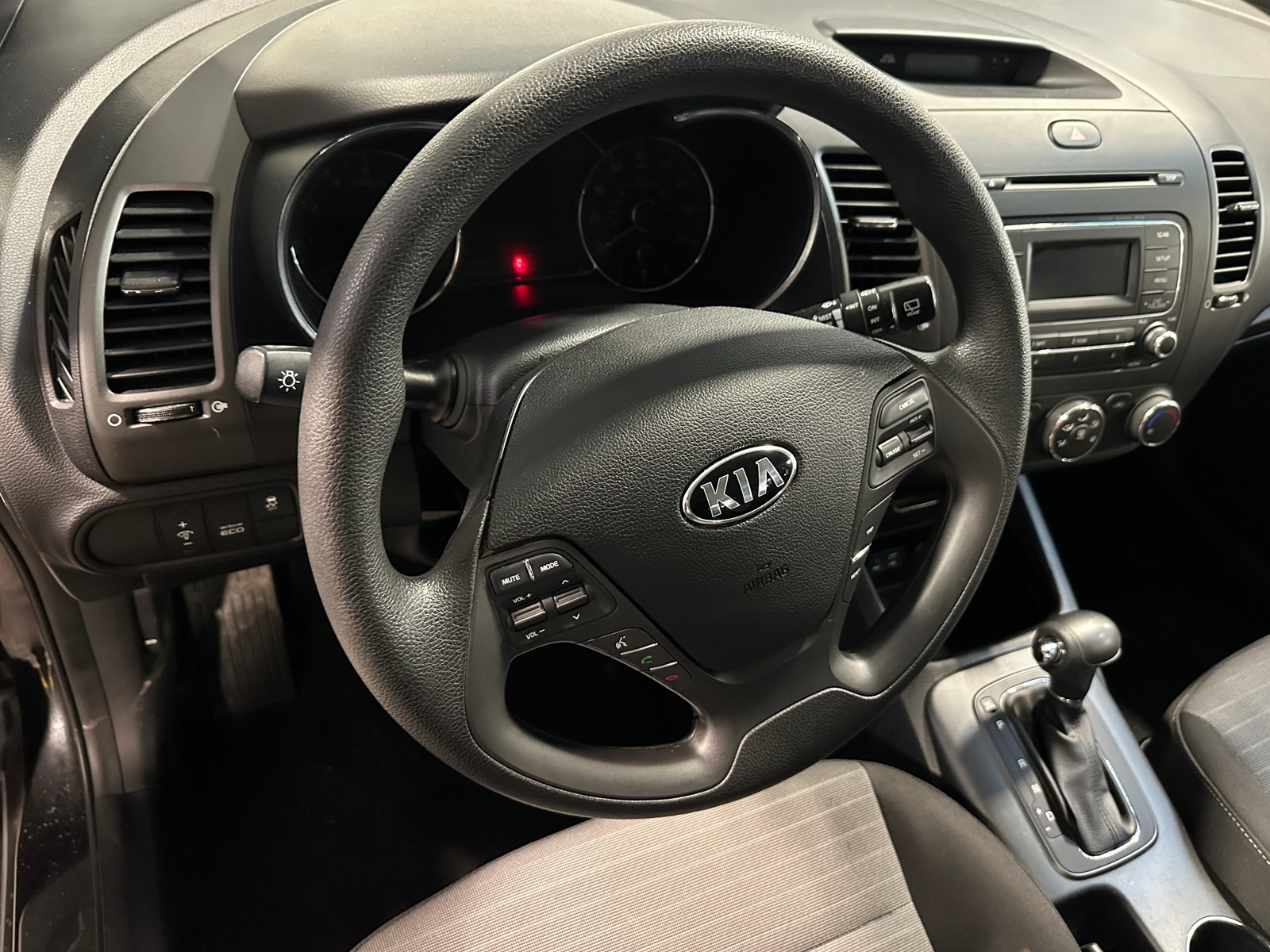 Thumbnail: 2016 Kia Forte - 5